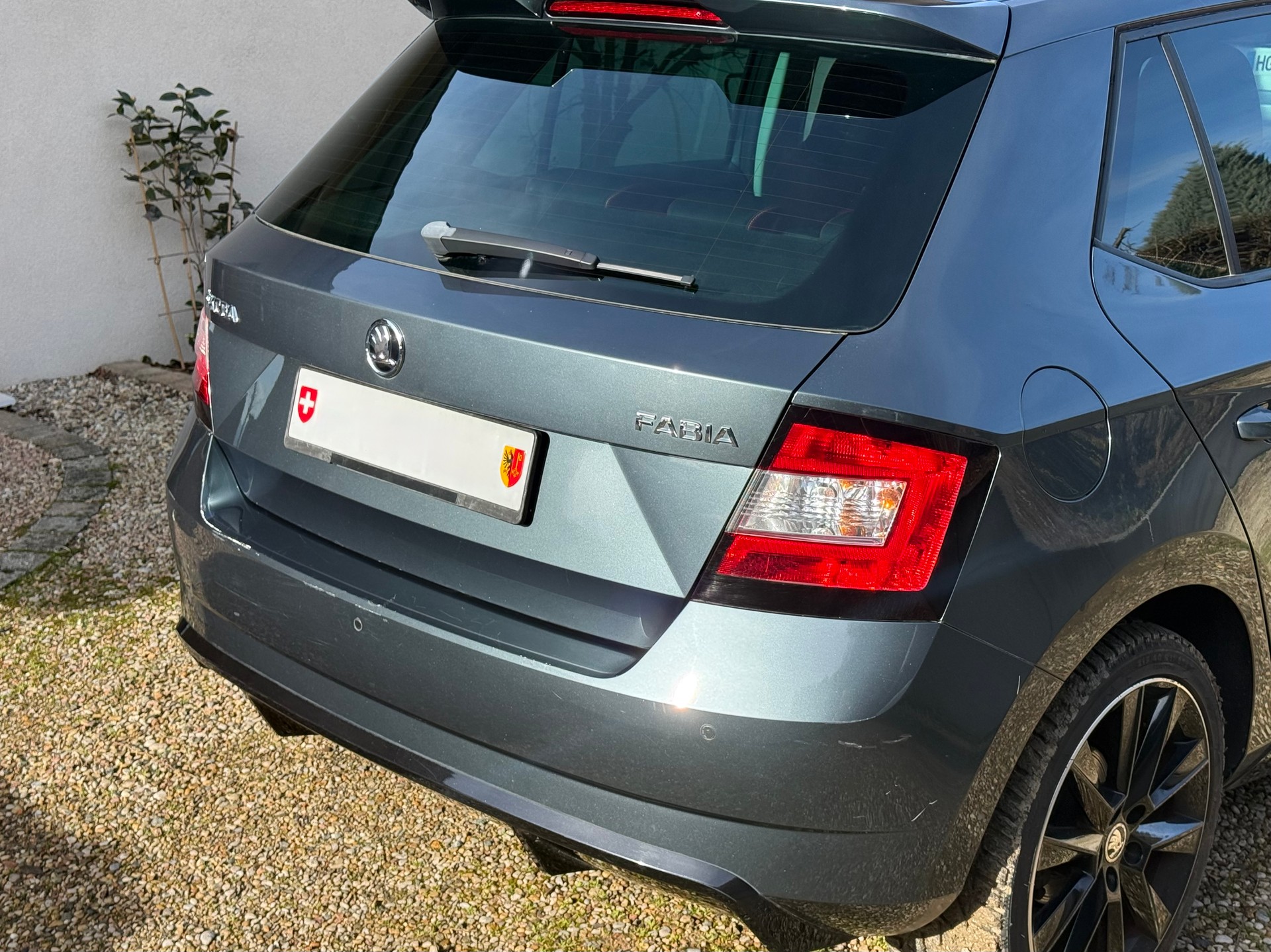 SKODA Fabia 1.2 TSI Monte Carlo-image-7