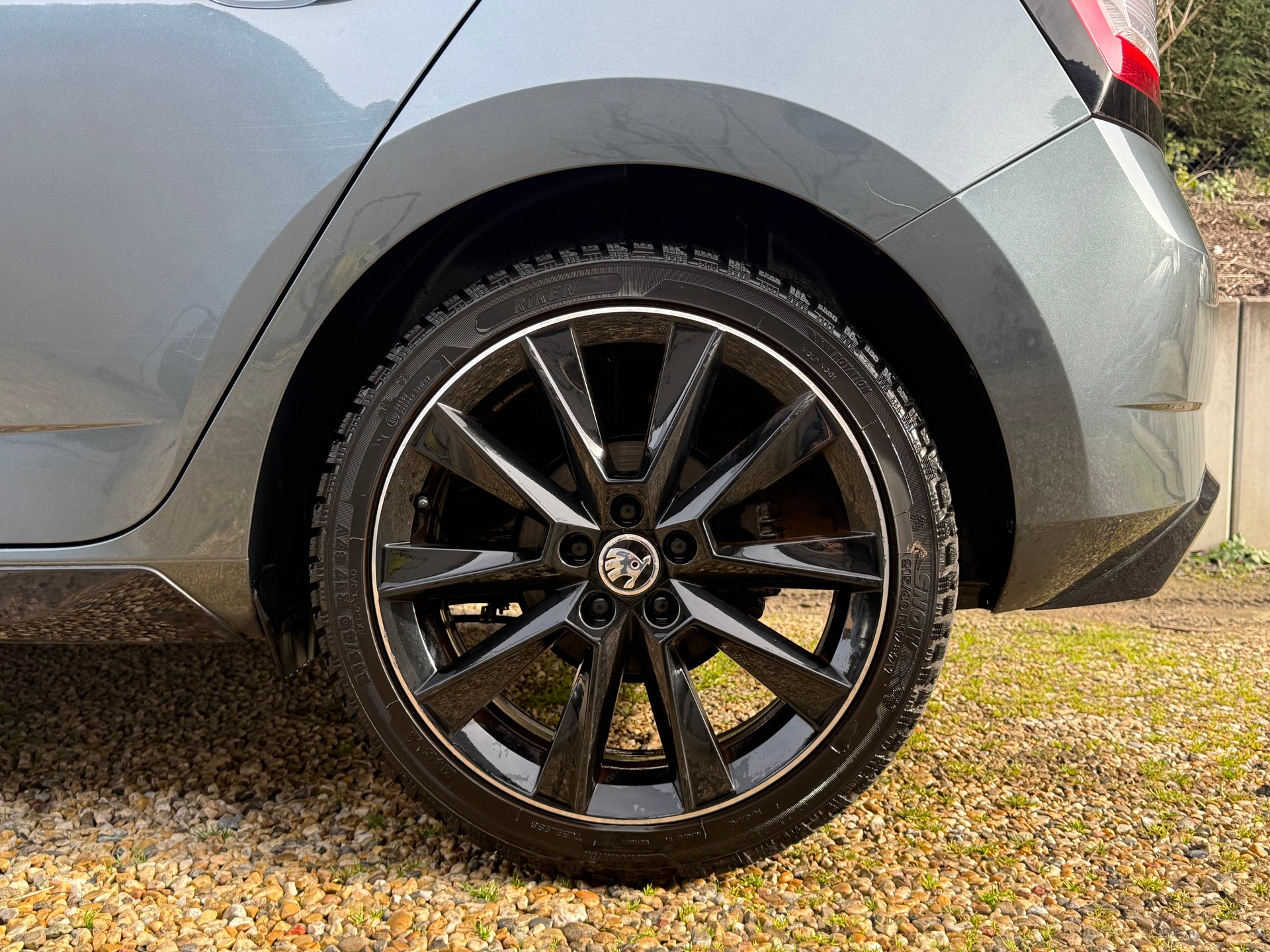 SKODA Fabia 1.2 TSI Monte Carlo-image-17