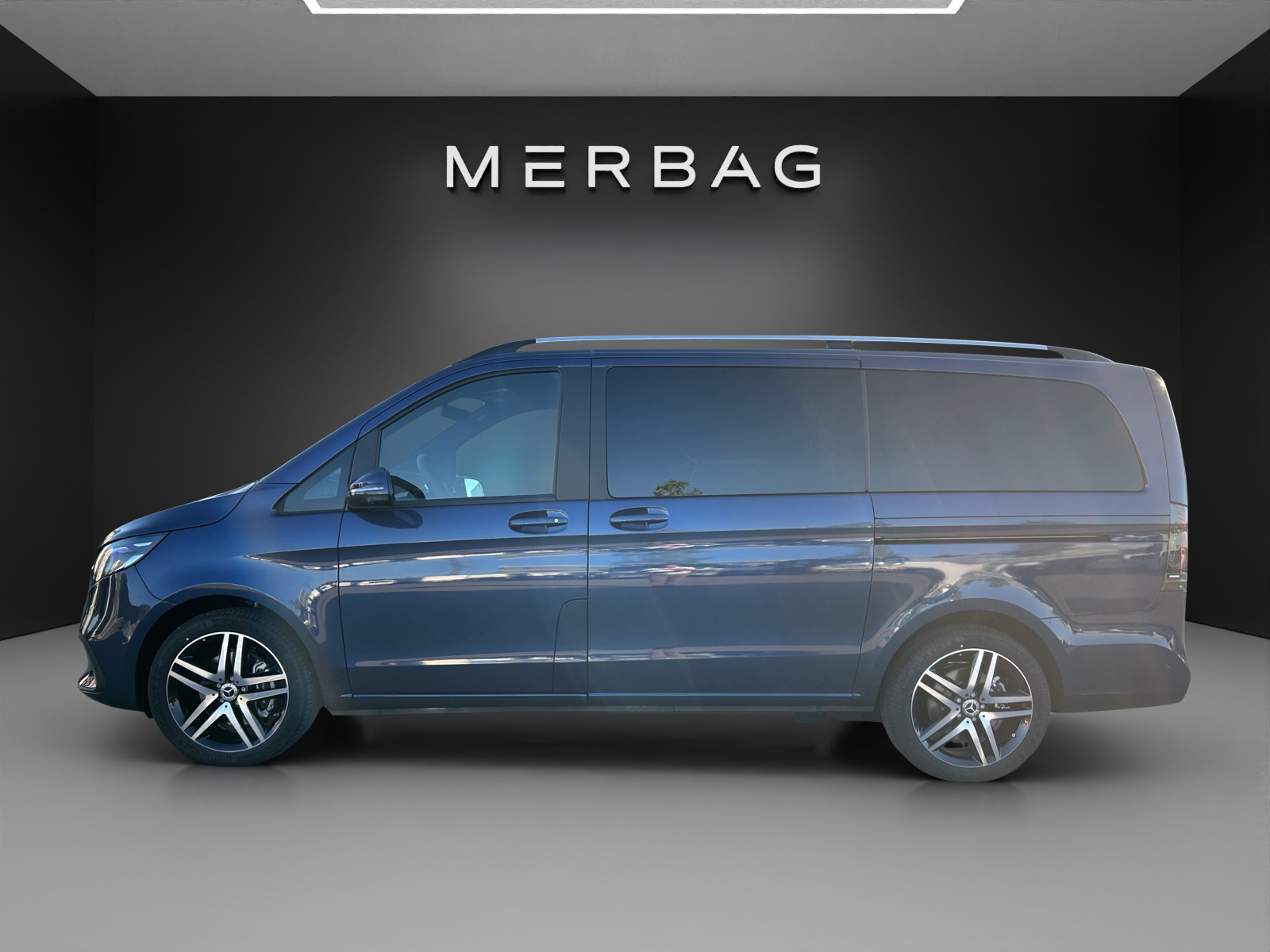 MERCEDES-BENZ V 300 d lang 4Matic 9G-Tronic-image-2
