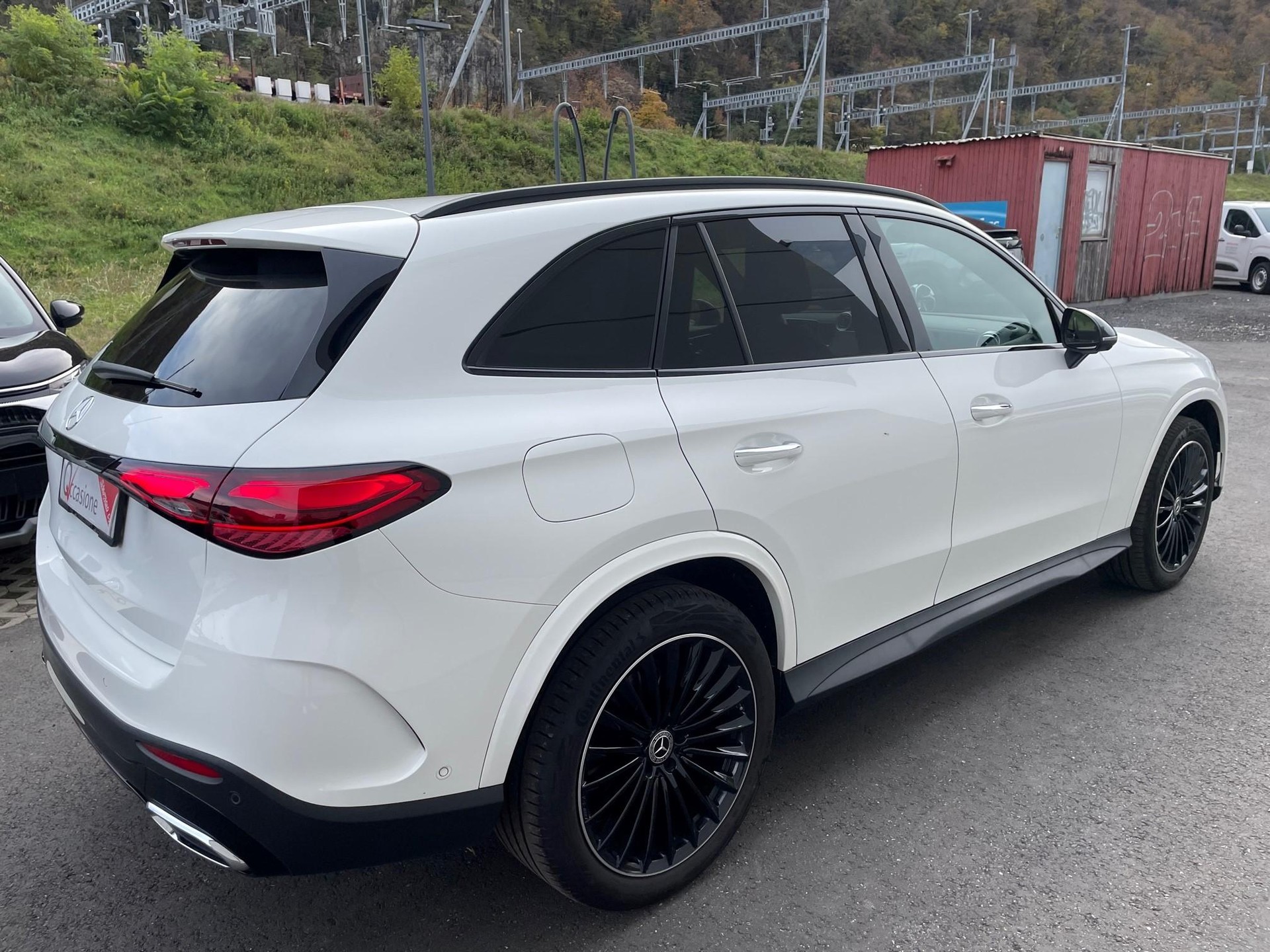 MERCEDES-BENZ GLC 200 AMG Line 4matic-image-6