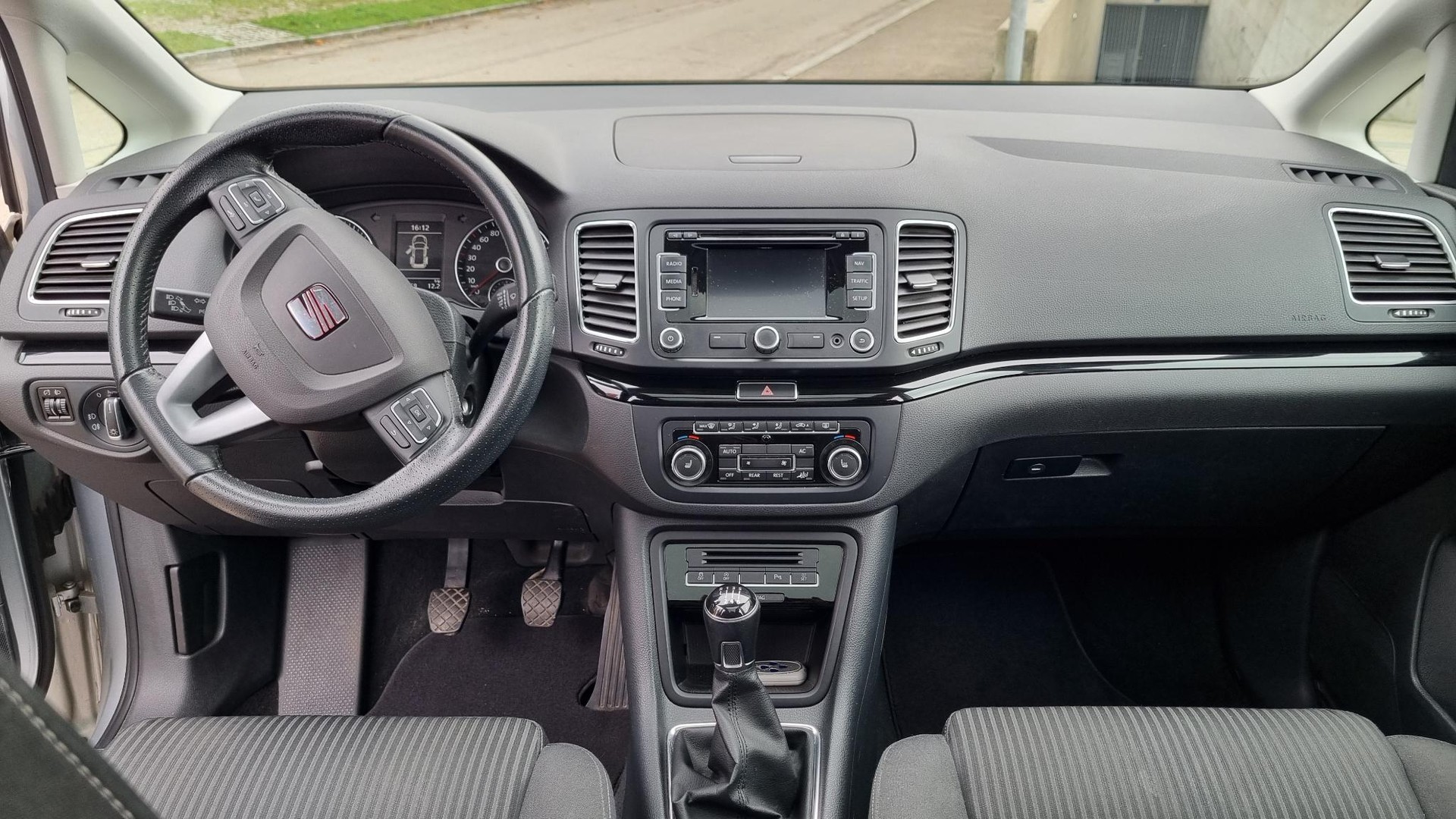 SEAT Alhambra 1.4 TSI Style Eco-image-2