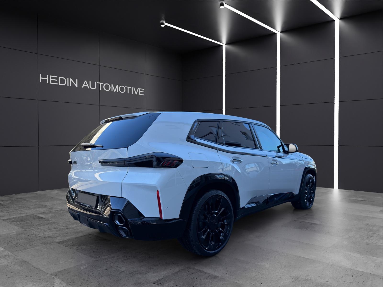 BMW XM 50e Plug-in Hybrid-image-5