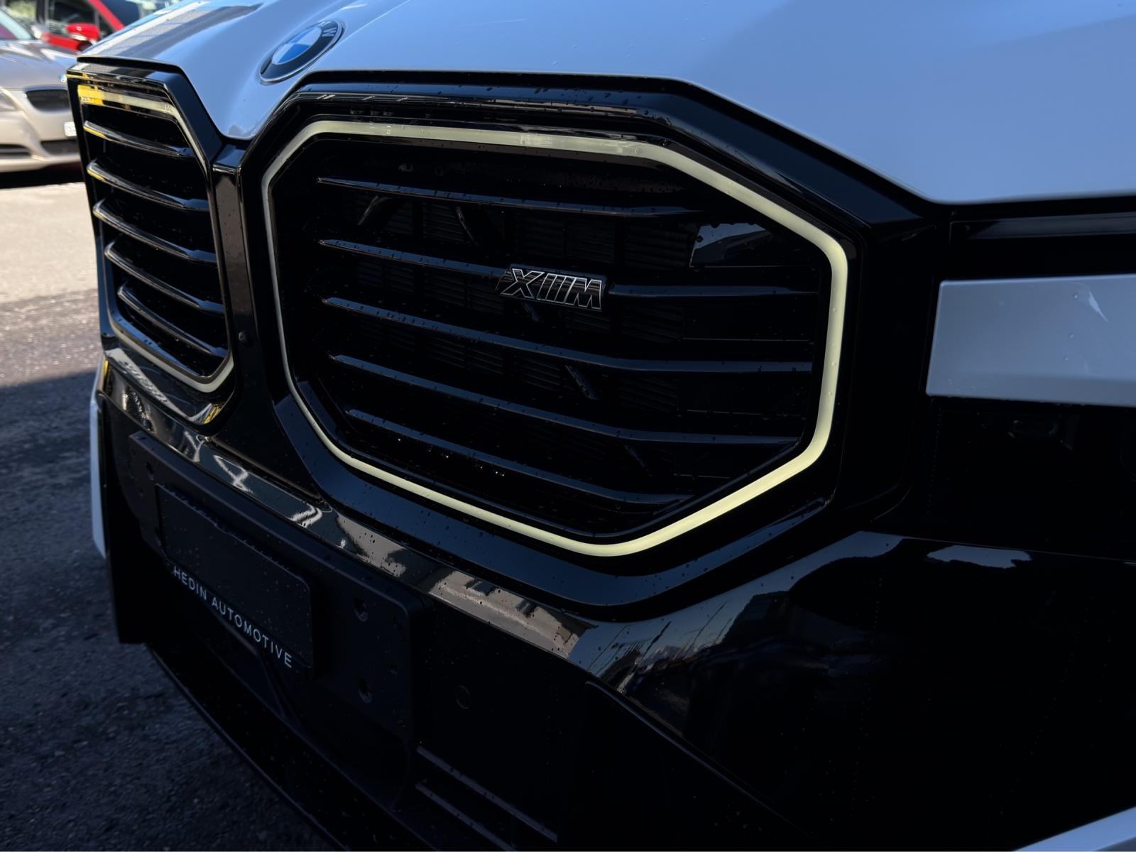 BMW XM 50e Plug-in Hybrid-image-20