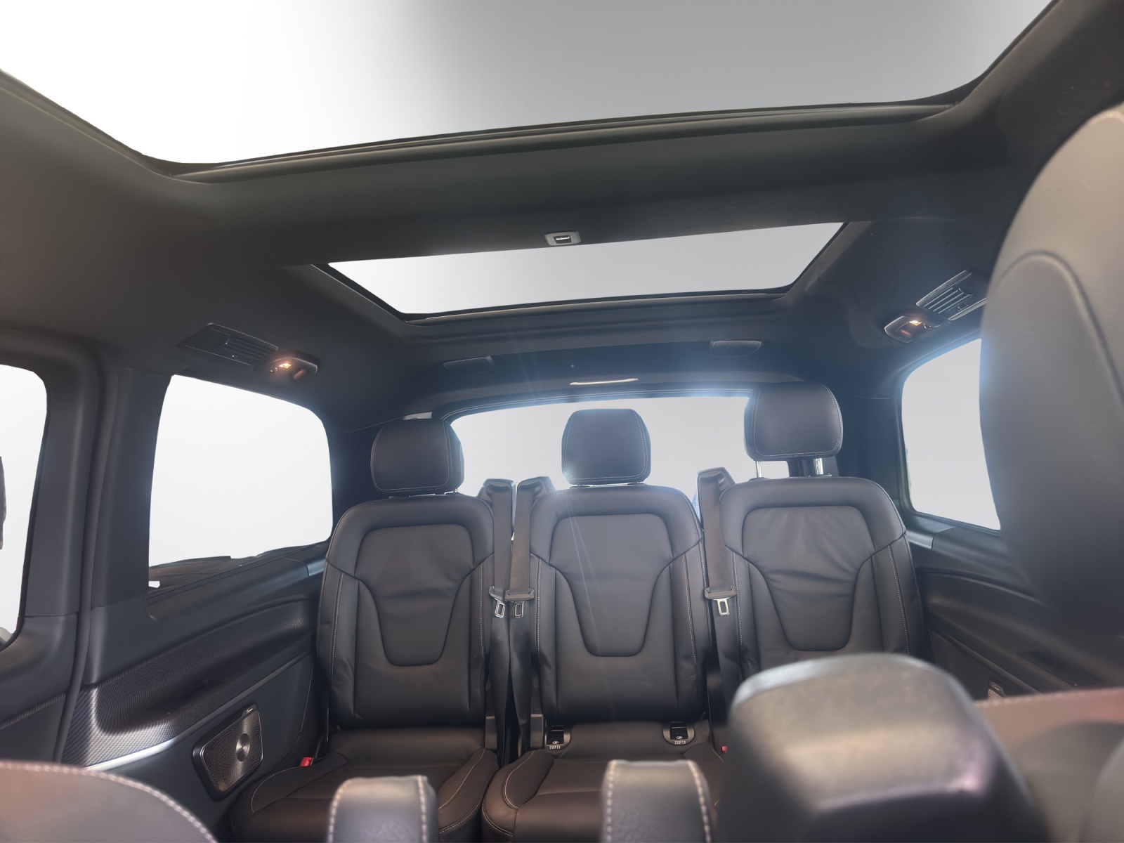 Image MERCEDES-BENZ 300 V 300 lang 9G-Tronic