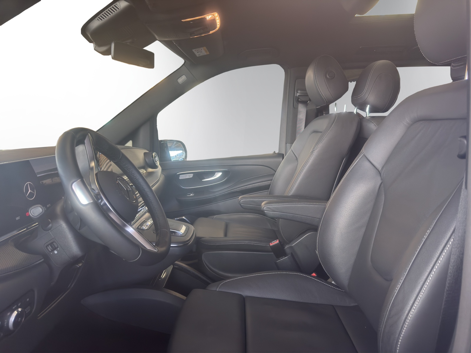 Image MERCEDES-BENZ 300 V 300 lang 9G-Tronic