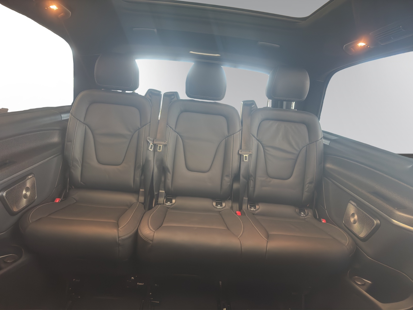 MERCEDES-BENZ V 300 lang 9G-Tronic-image-10