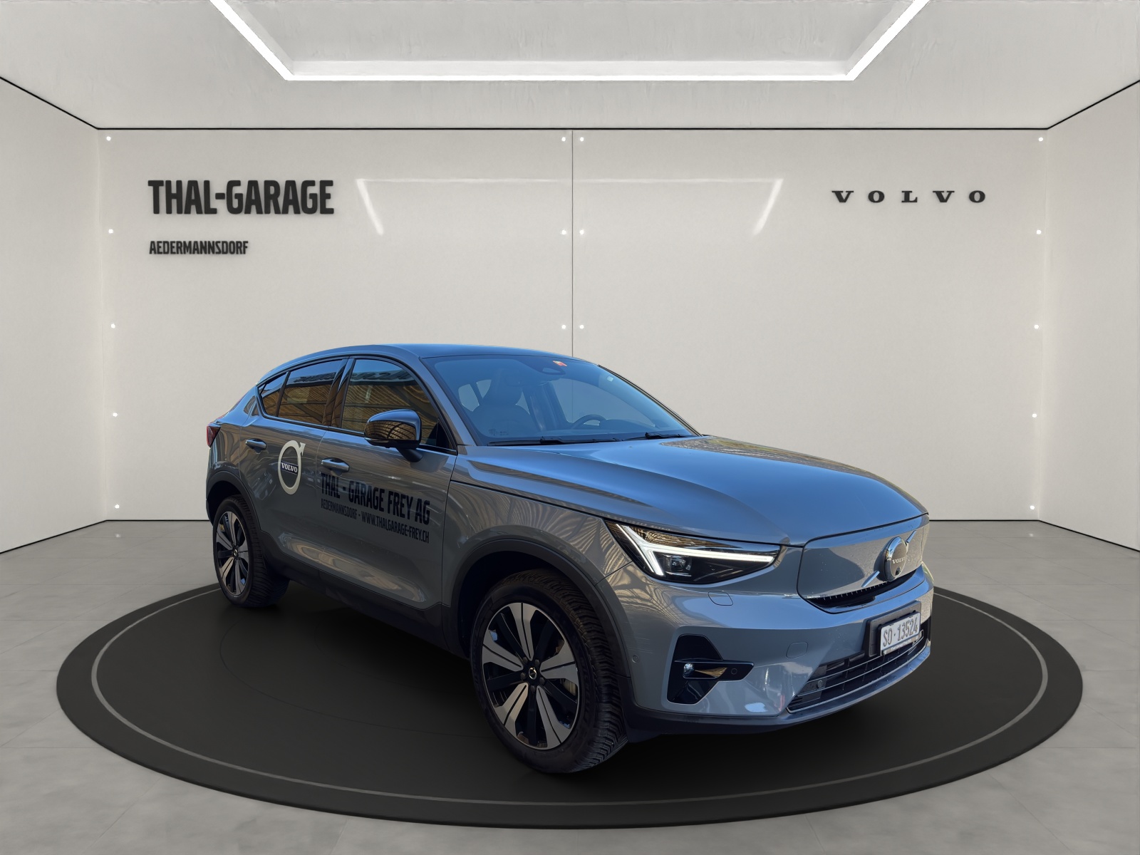 VOLVO C40 P8 Twin Recharge Ultimate AWD-image-2