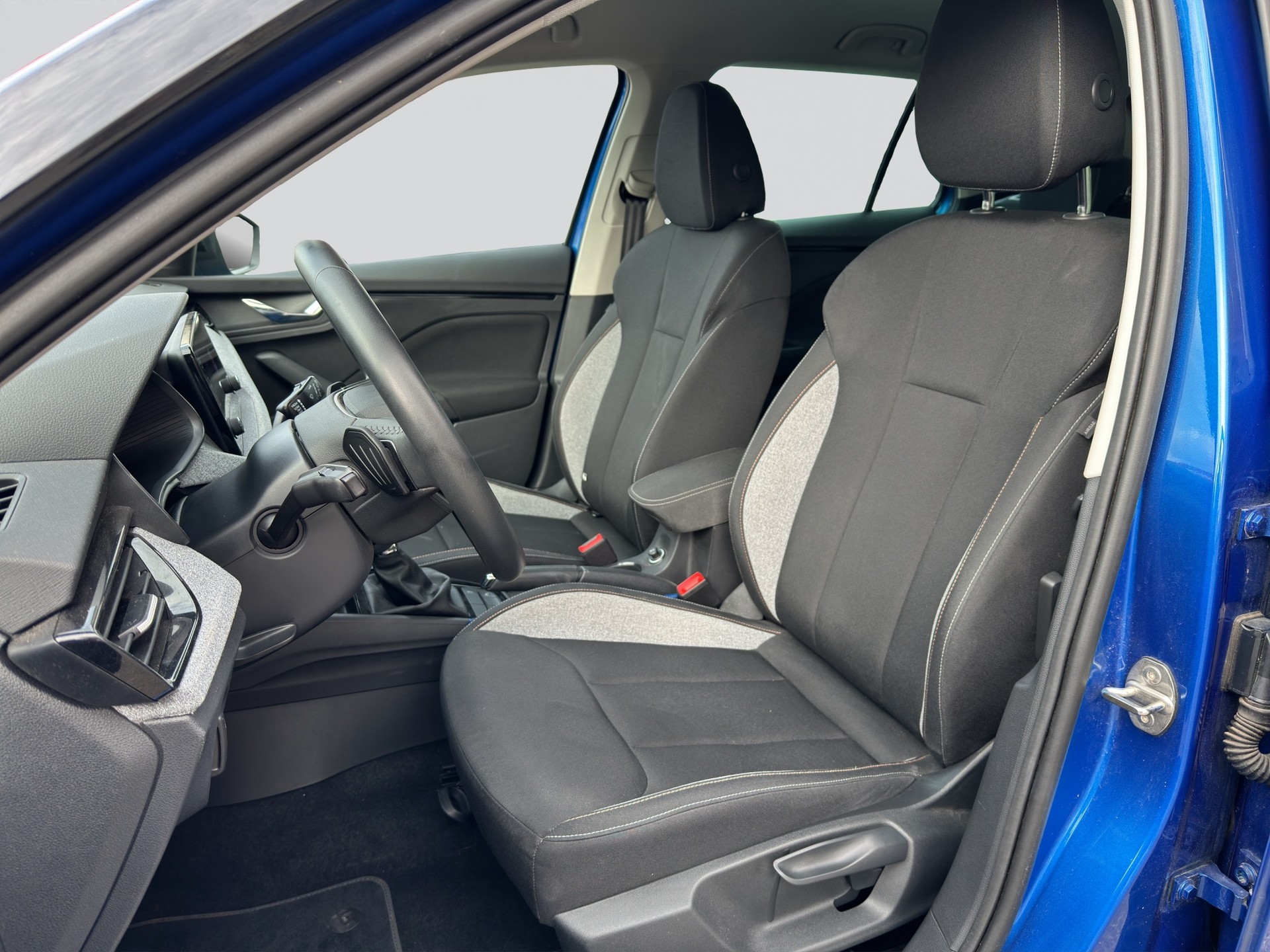 SKODA Kamiq 1.5 TSI Dynamic DSG Selection-image-5