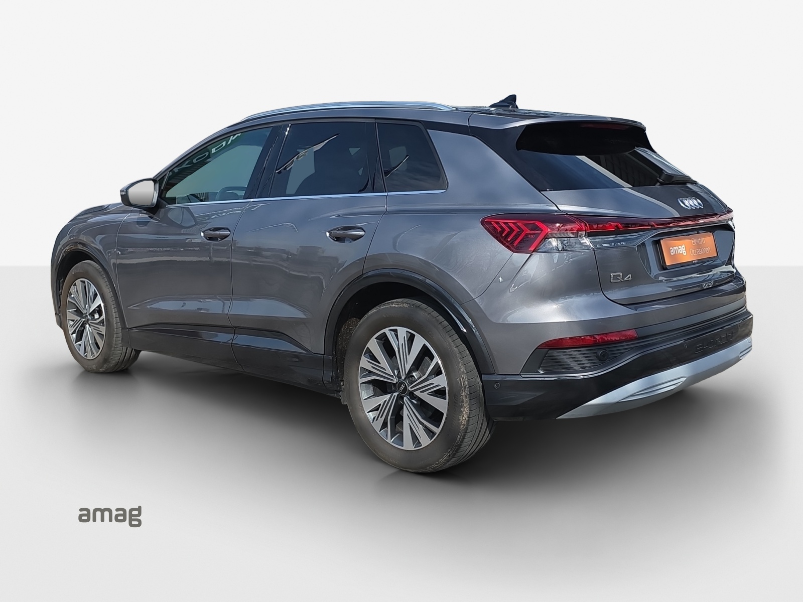 AUDI Q4 e-tron 35-image-2