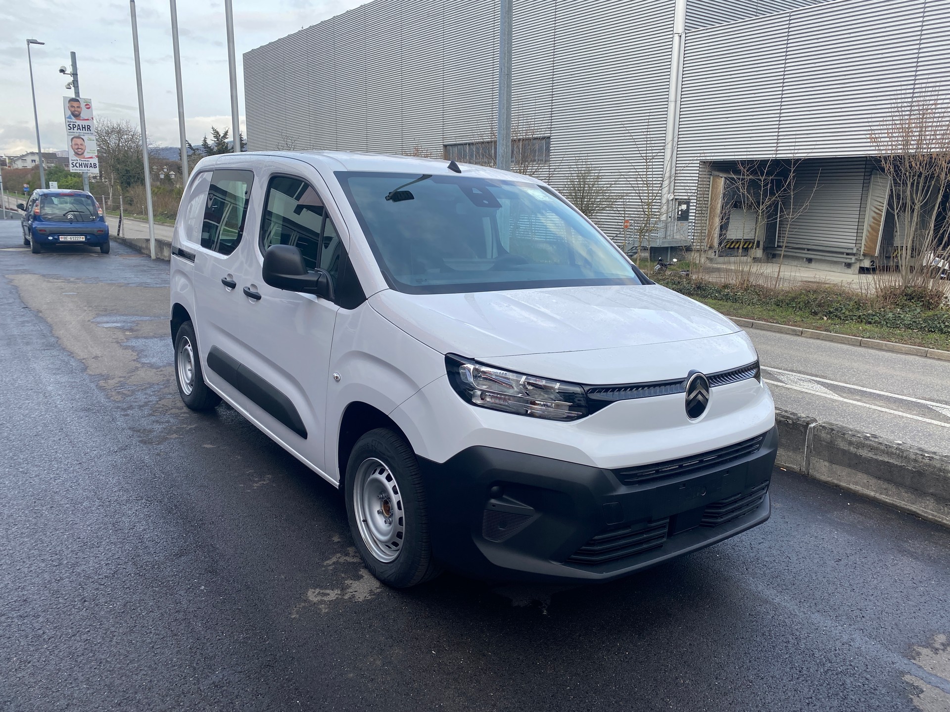 CITROEN Berlingo Van 1.5 Blue HDi 100 s/s Swiss Edition-image-0