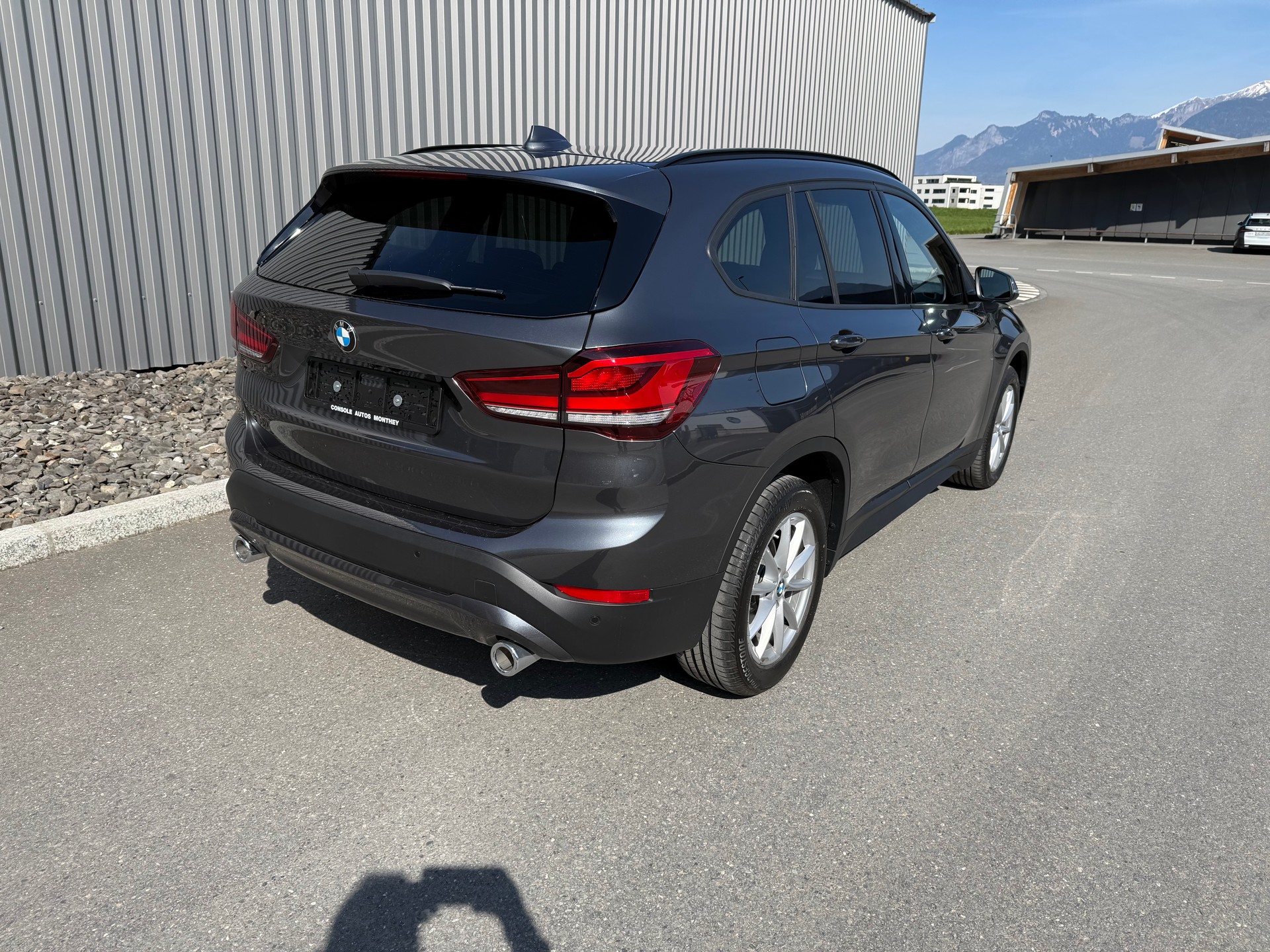 BMW X1 xDrive 18d xLine Steptronic 1350 Kilomètres CERTIFIÉS-image-5