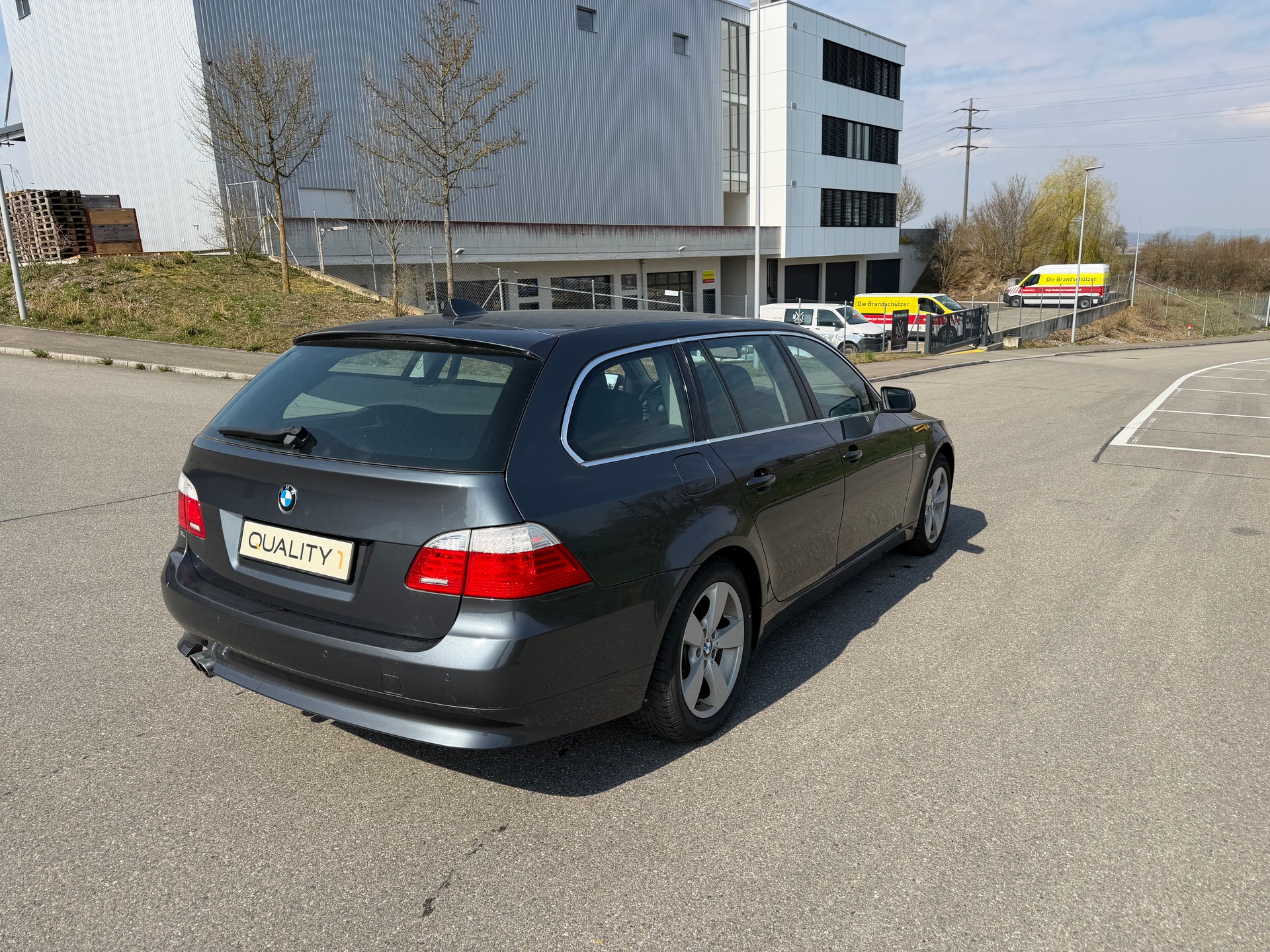 BMW 525xi Touring Steptronic-image-3