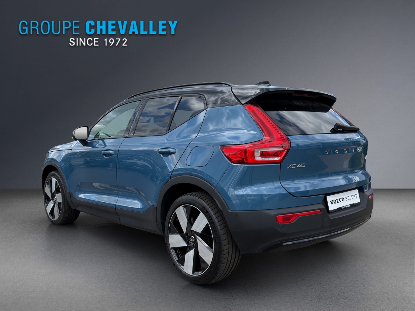 VOLVO XC40 Recharge P8 Twin AWD Pure Electric Ultimate-image-3