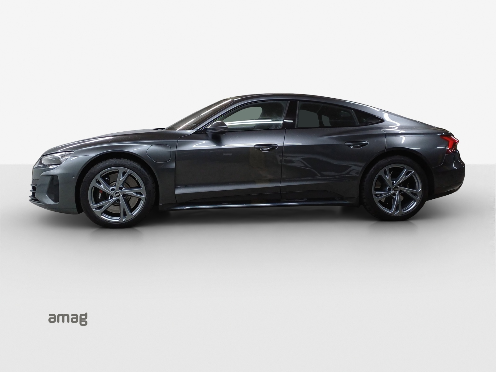 AUDI e-tron GT quattro-image-1