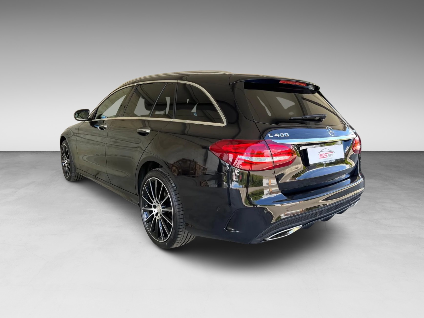 MERCEDES-BENZ C 400 AMG Line 4Matic 7G-Tronic-image-7