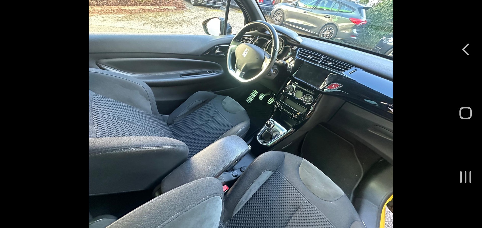DS AUTOMOBILES DS3 1.2 Pure Tech Eye Tech-image-9