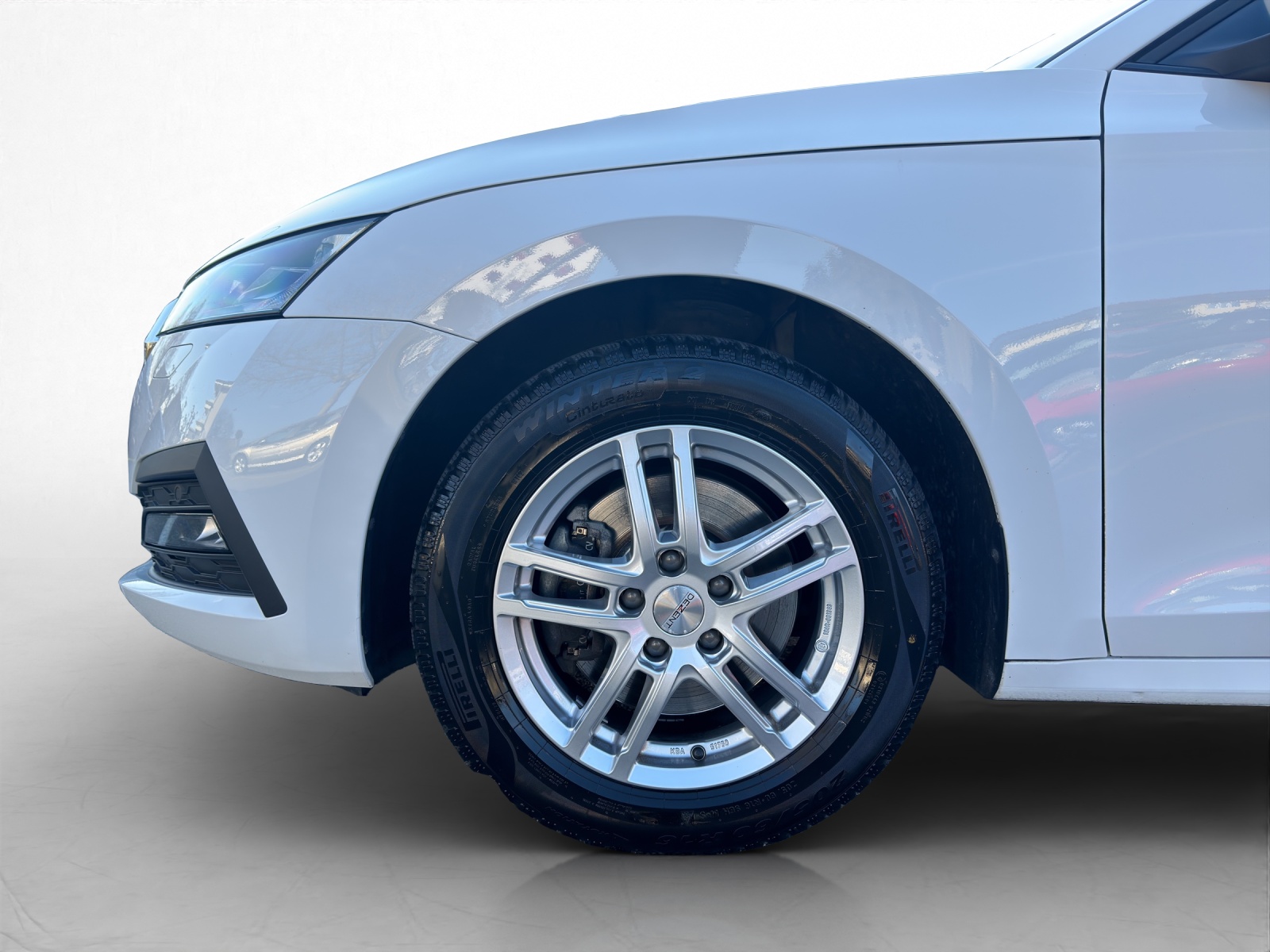 SKODA Octavia Combi 2.0 TDI DSG Ambition 4x4-image-14