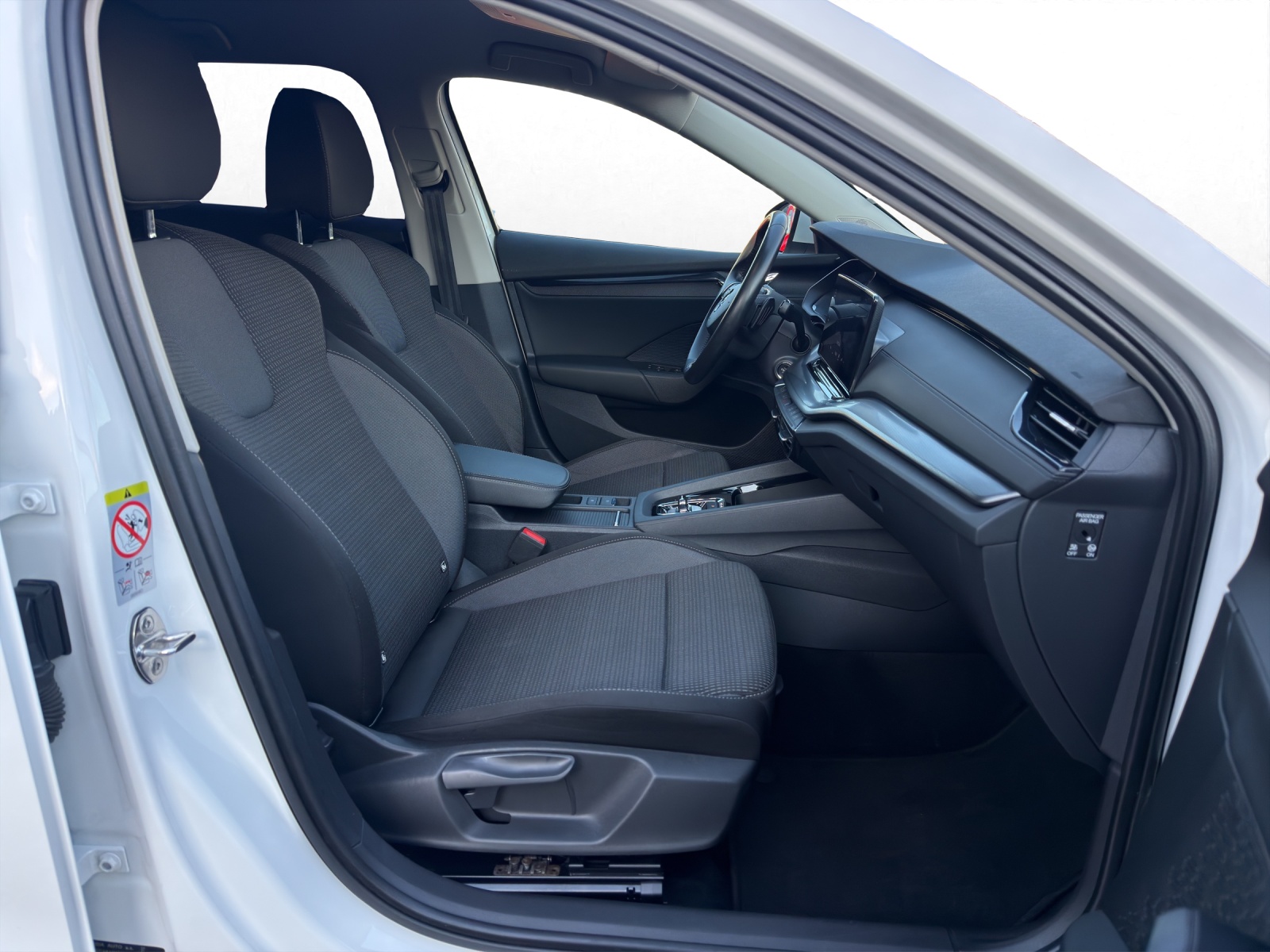 SKODA Octavia Combi 2.0 TDI DSG Ambition 4x4-image-10