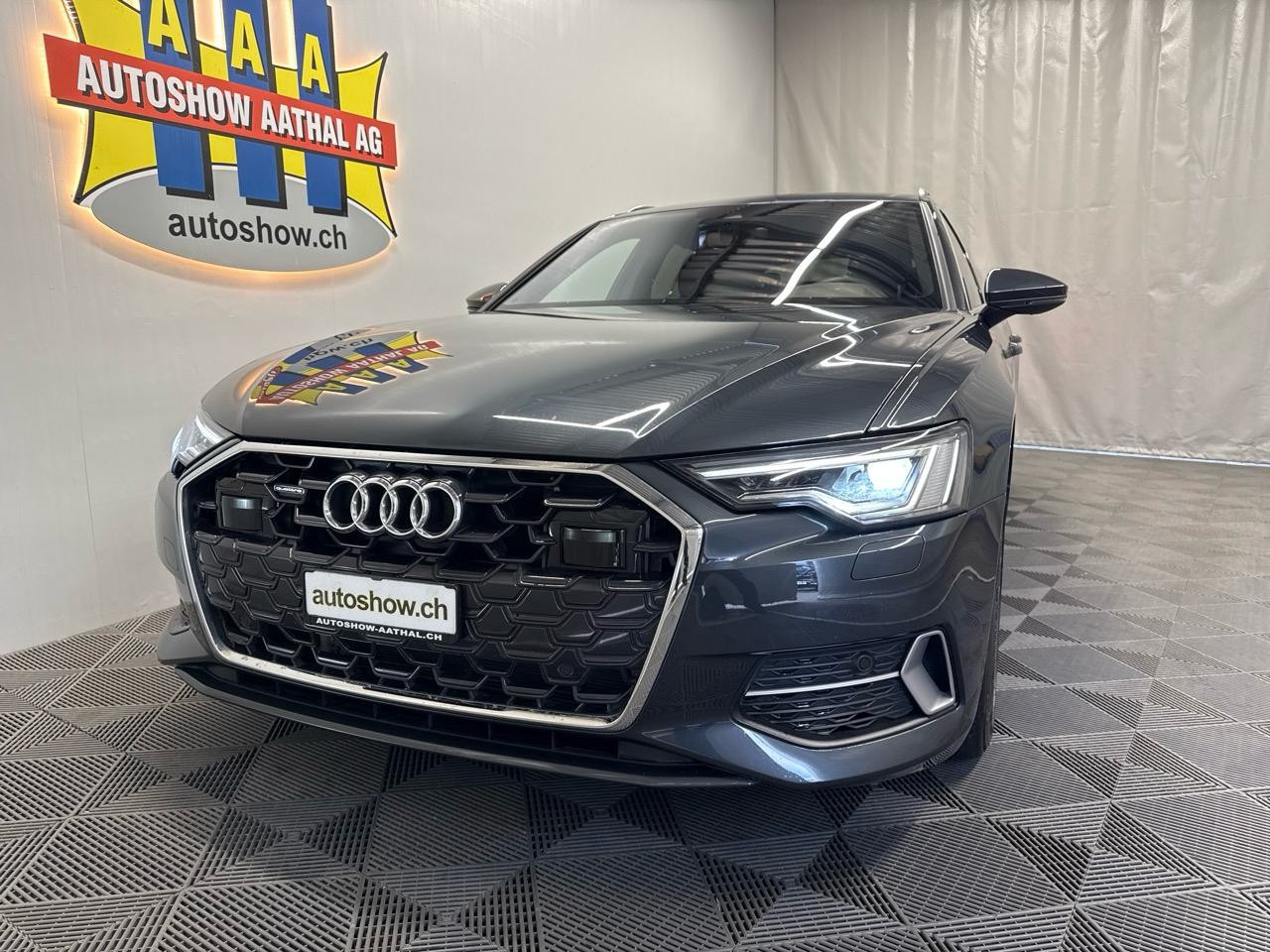 AUDI A6 Avant 40 TDI S line quattro S-tronic-image-15