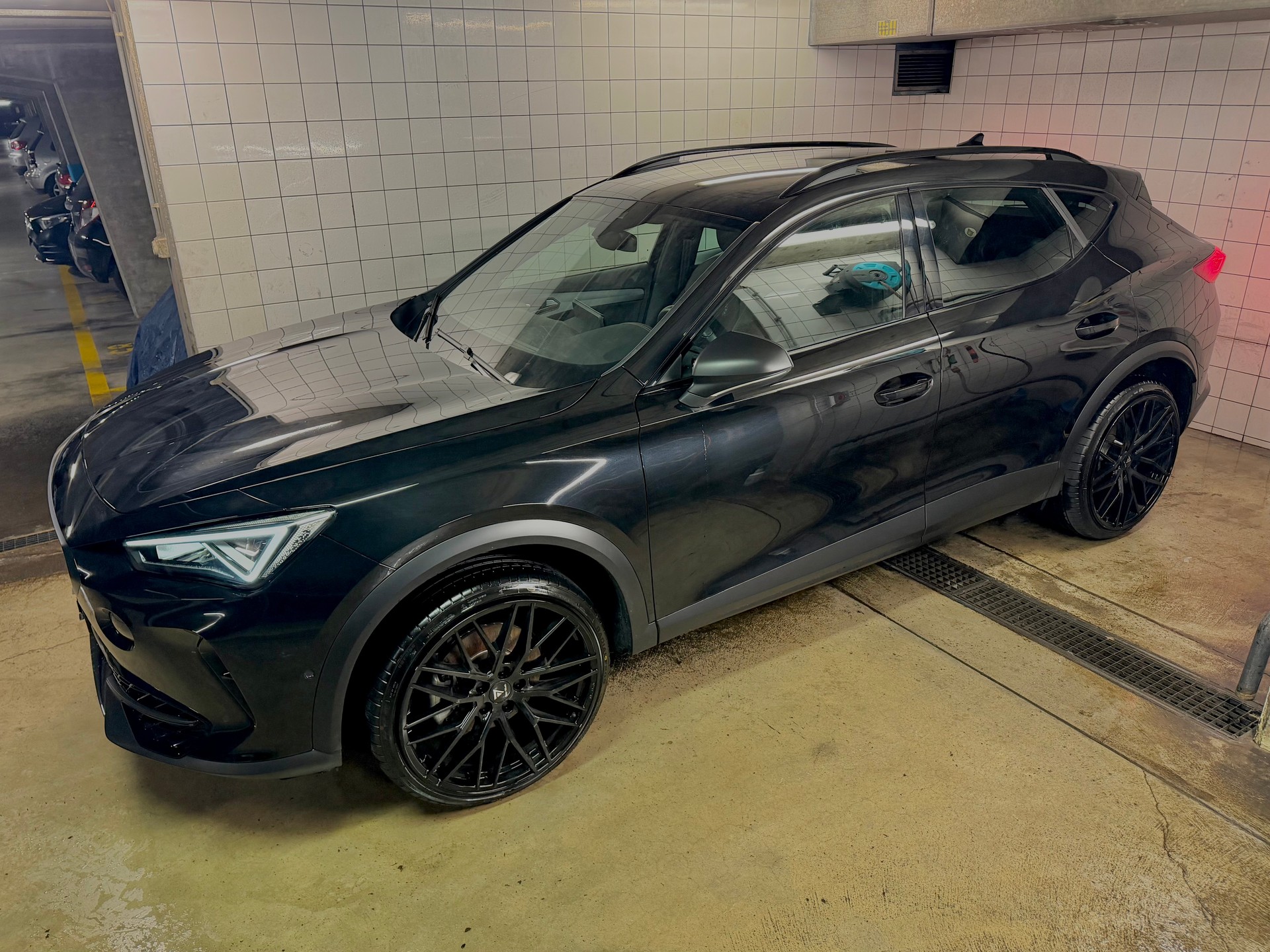 CUPRA Formentor 1.5 TSI DSG-image-3