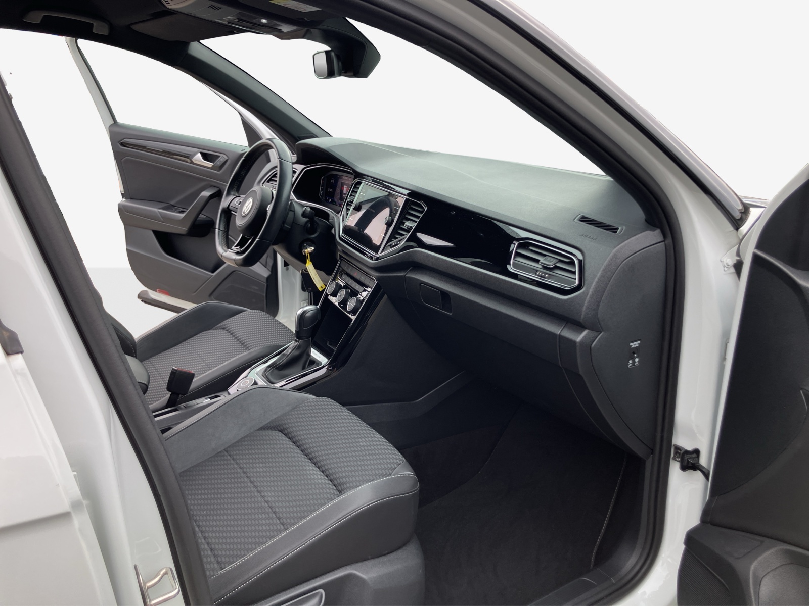 VW T-Roc 2.0 TSI R DSG 4Motion-image-13