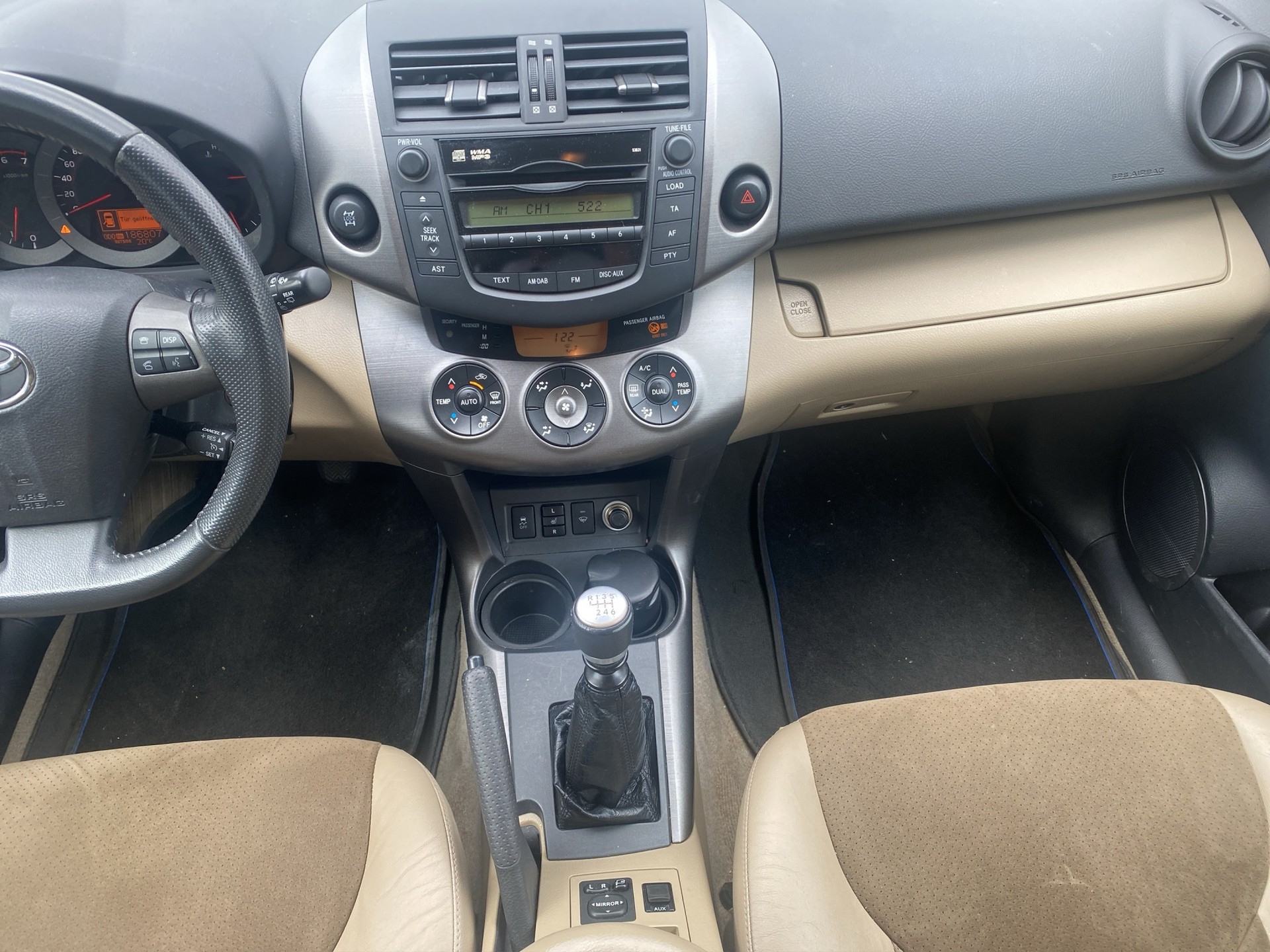 TOYOTA RAV-4 2.2D-4D Linea Sol-image-12
