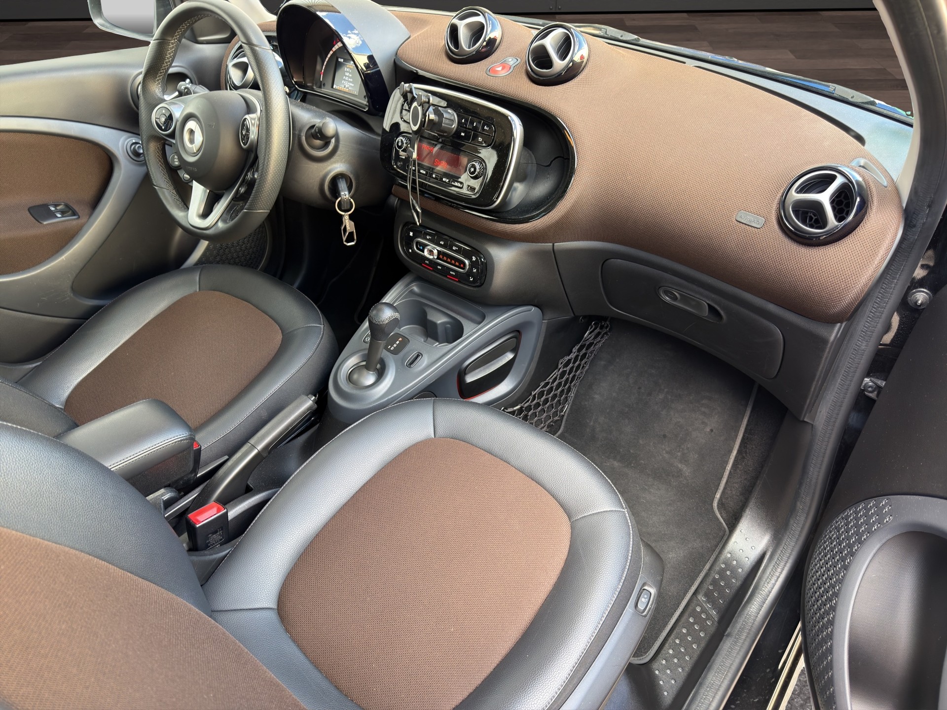 SMART forfour passion twinmatic-image-12
