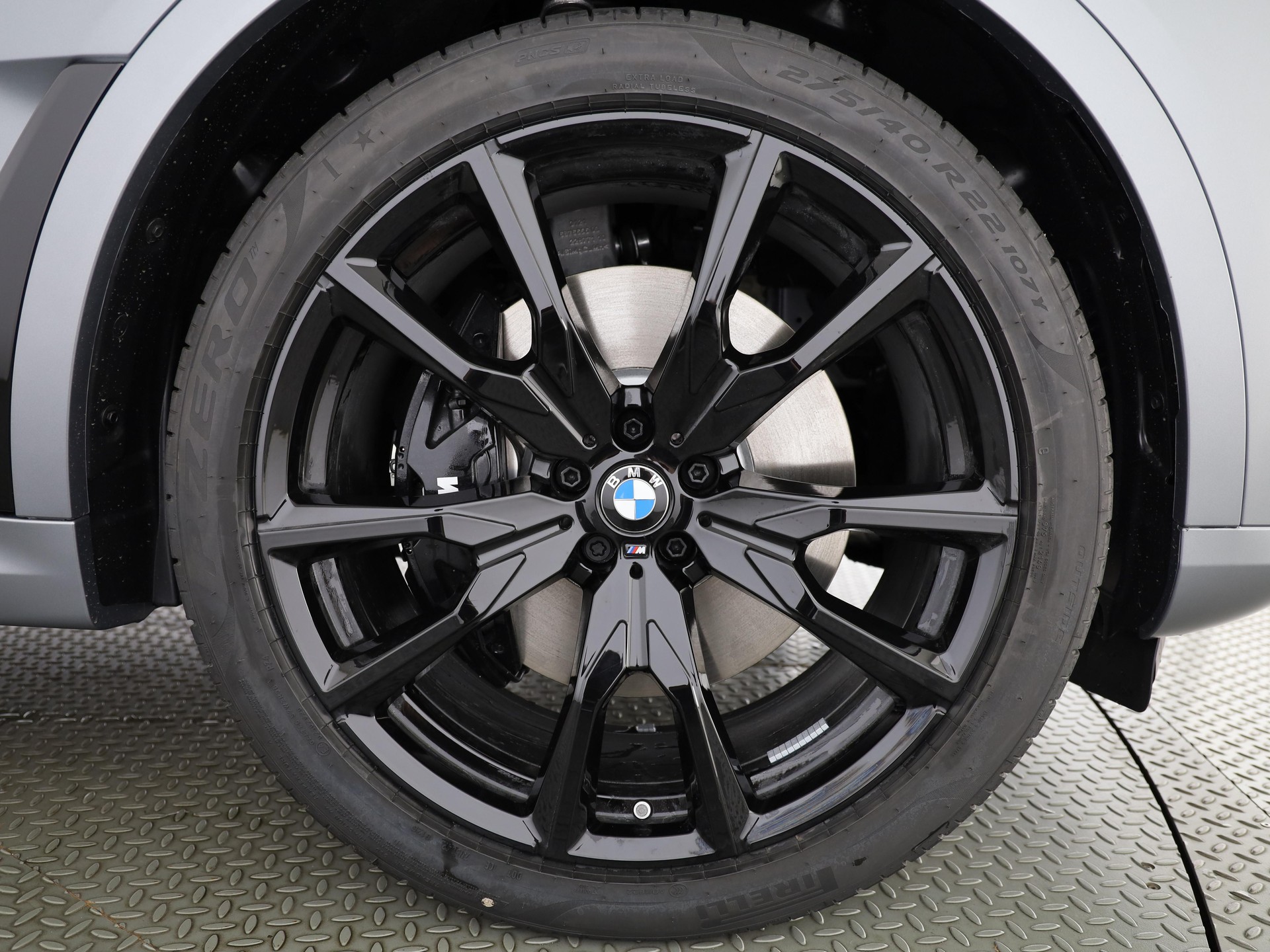 BMW X7 40i xDrive-image-5