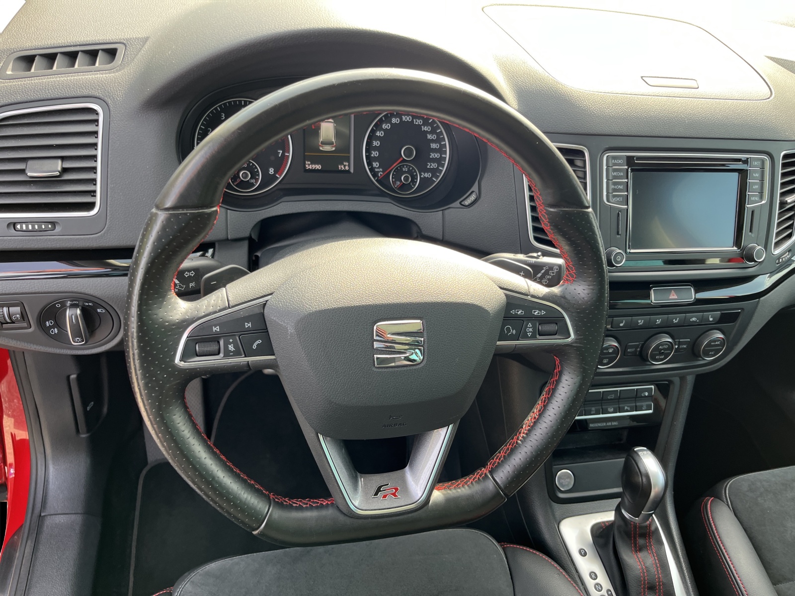 SEAT Alhambra 1.4 TSI DSG Hola FR-image-9