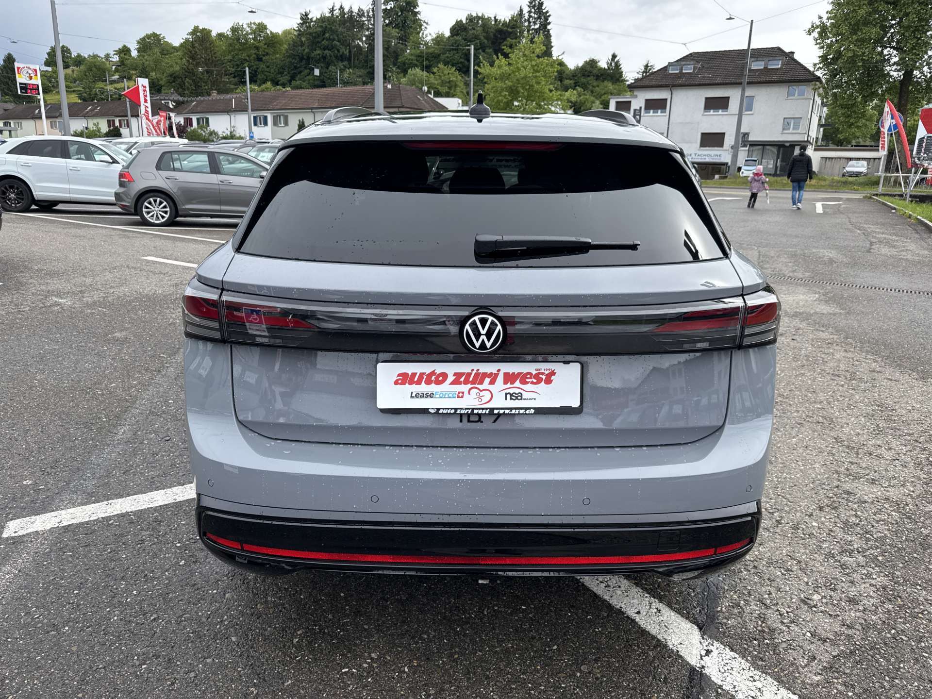 VW ID.7 Tourer Limited Edition 77kWh 285PS Automat-image-14