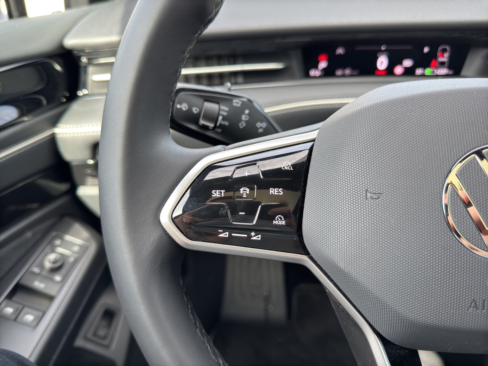 VW ID.7 Tourer Pro S 86 kWh Pro S-image-17