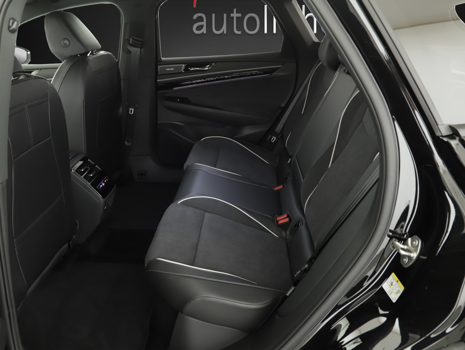 VW ID.7 Tourer Pro S 86 kWh Pro S-image-8