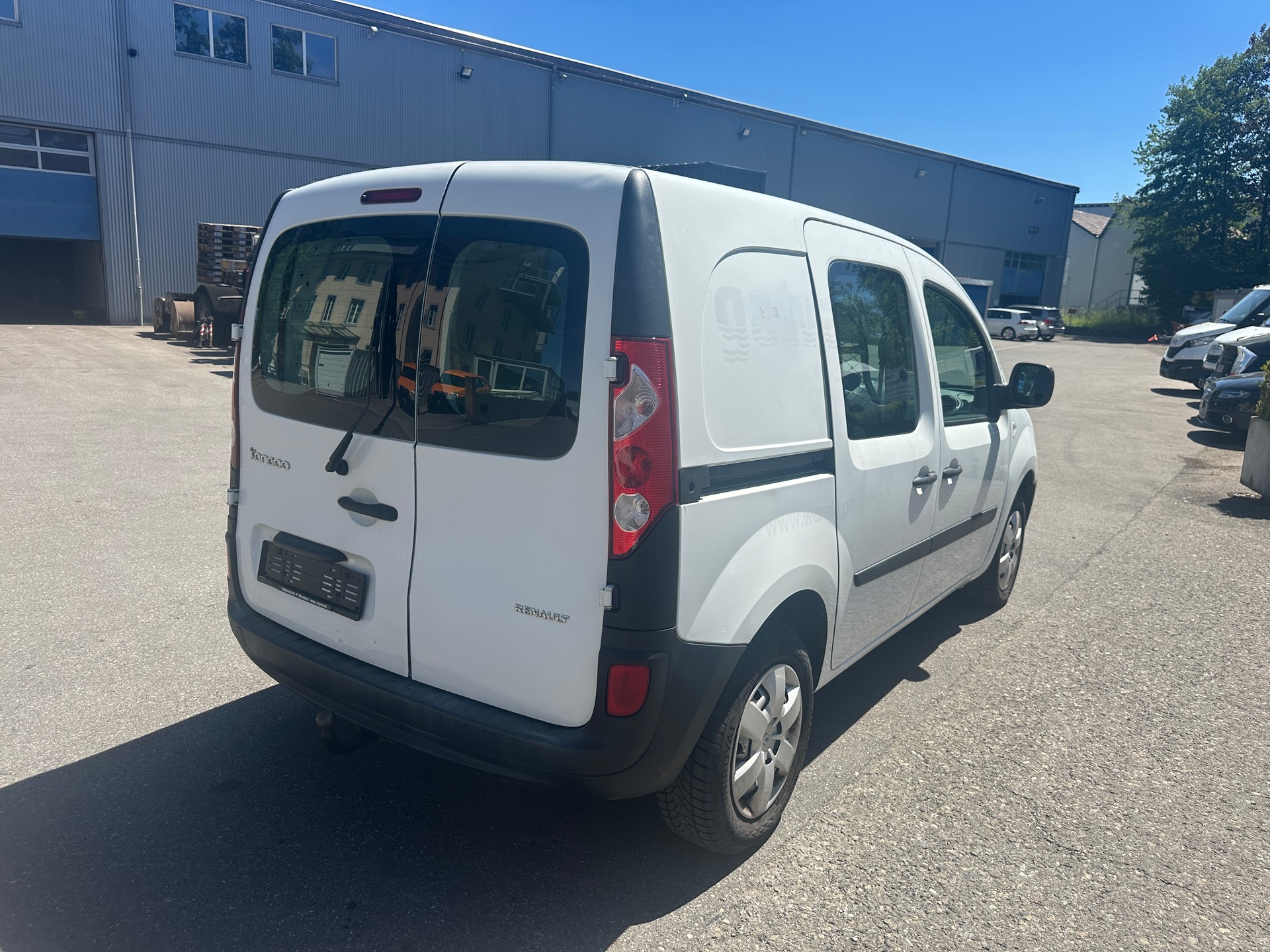RENAULT Kangoo 1.6 105 Business-image-2