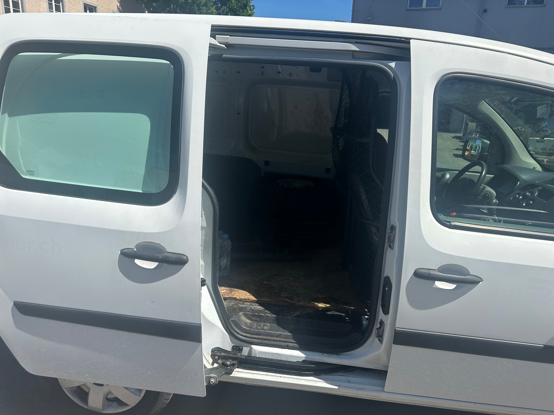 RENAULT Kangoo 1.6 105 Business-image-4
