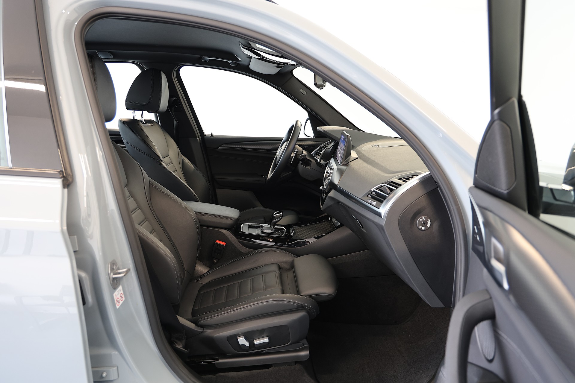 BMW X3 xDrive 48V 20d M Sport-image-13