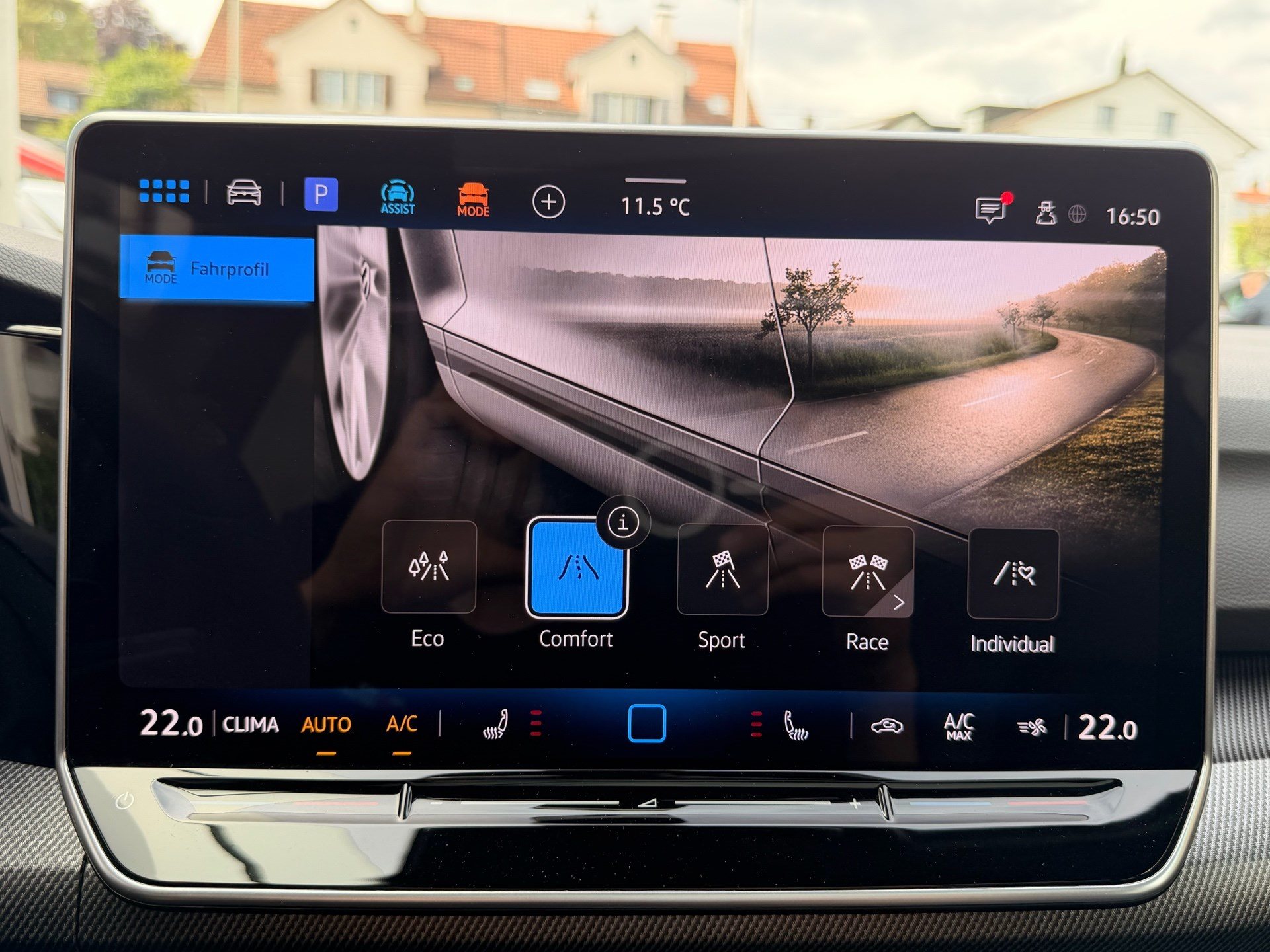 VW Golf 2.0 TSI 333 PS 4MOTION R BLACK EDITION *** AKRAPOVIC ABGAS & PANORAMAGLASDACH ***-image-13