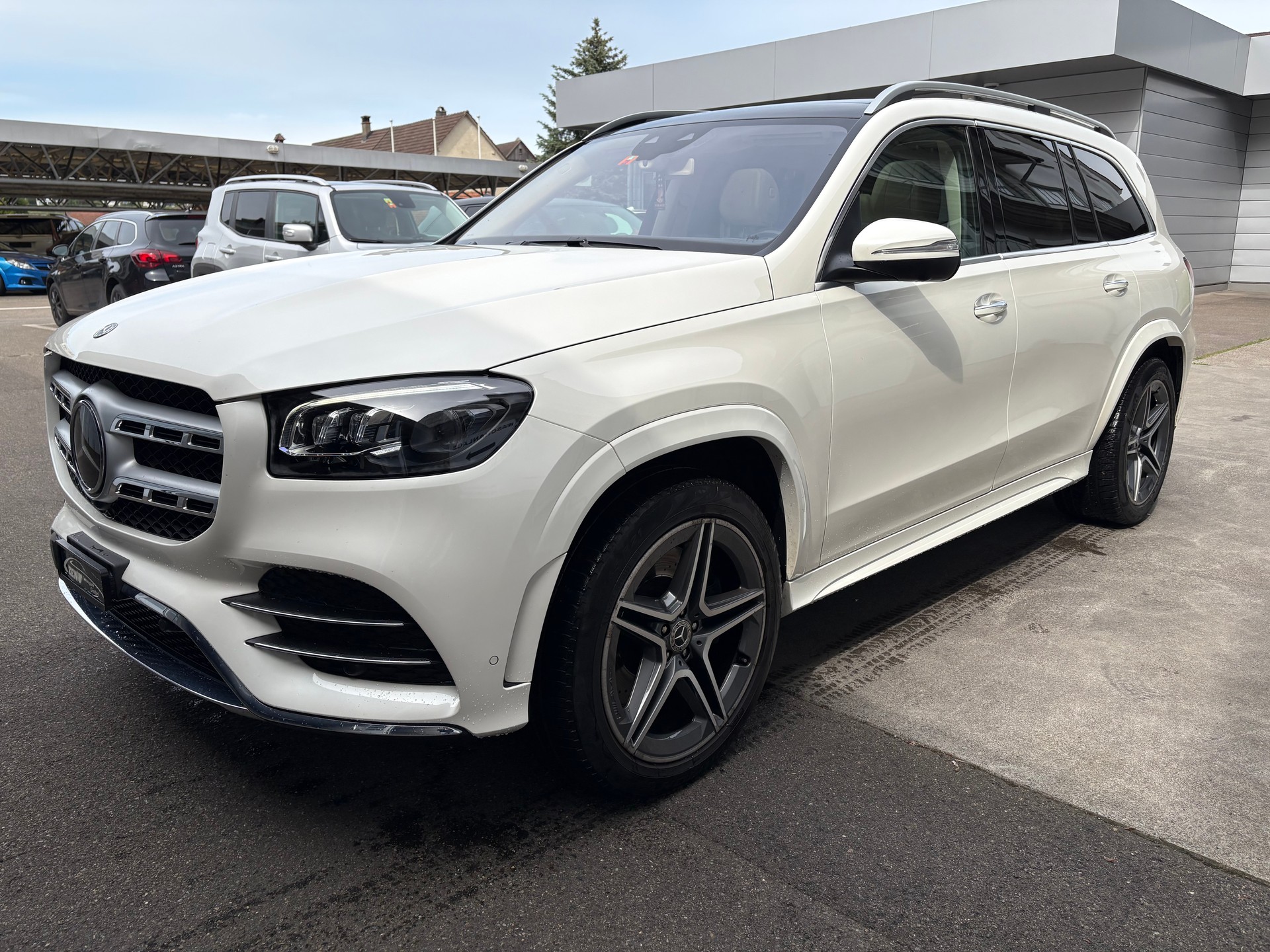 MERCEDES-BENZ GLS 400 d 4Matic AMG Line 9G-Tronic-image-2