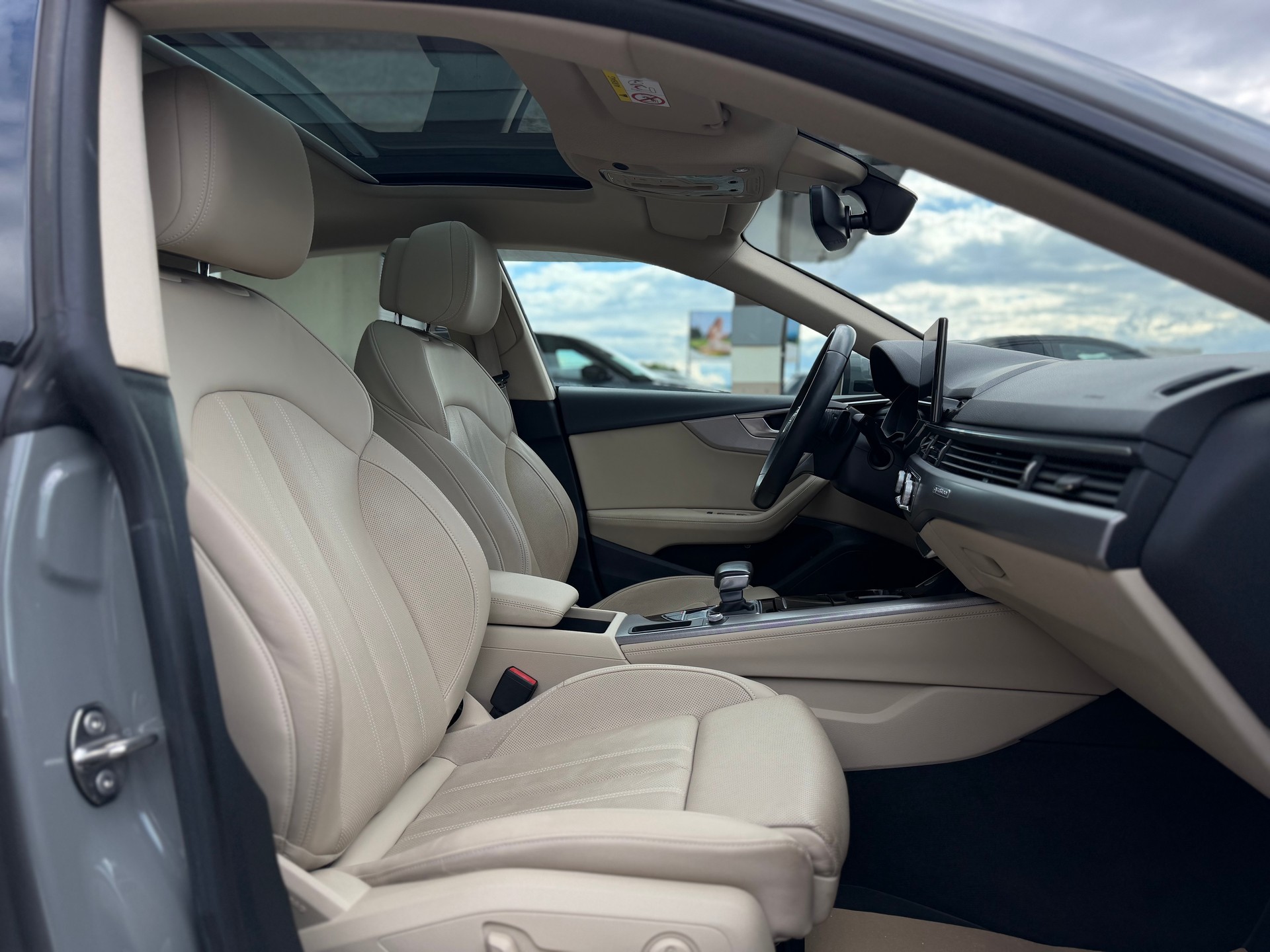 AUDI A5 Sportback 40 TFSI S-Line S-tronic quattro-image-14