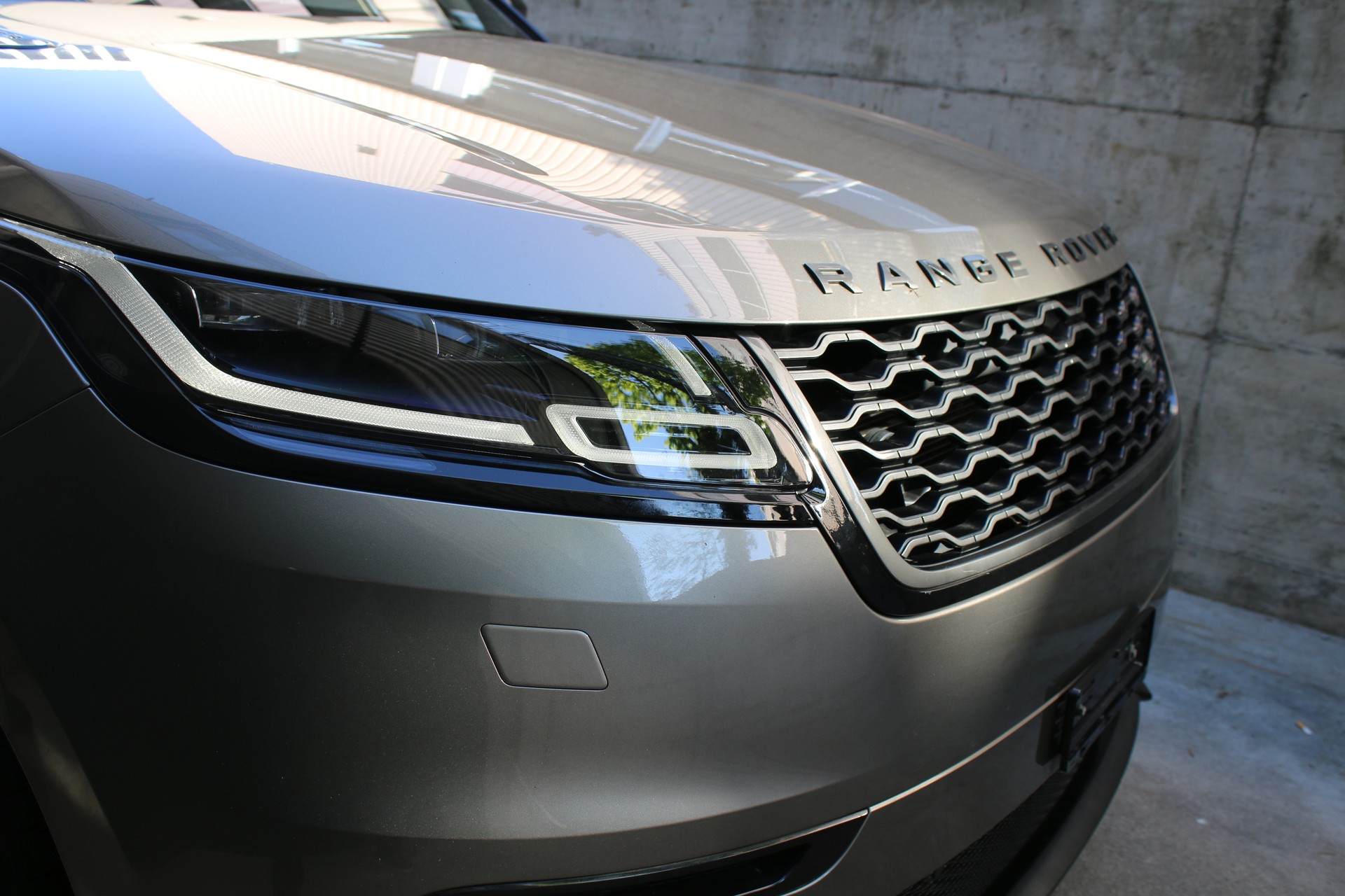 LAND ROVER Range Rover Velar P 380 SE Automatic-showroom-element-2