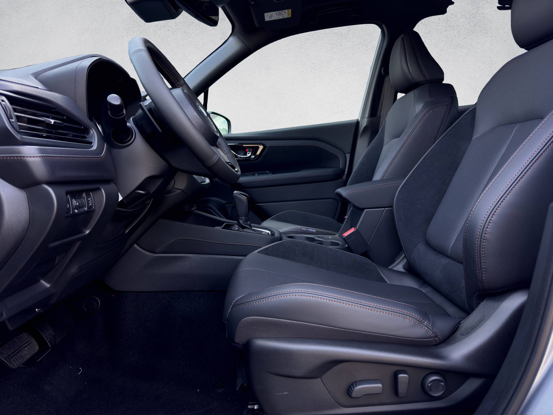 SUBARU Forester Station 2.0i e-Boxer Luxury-image-7