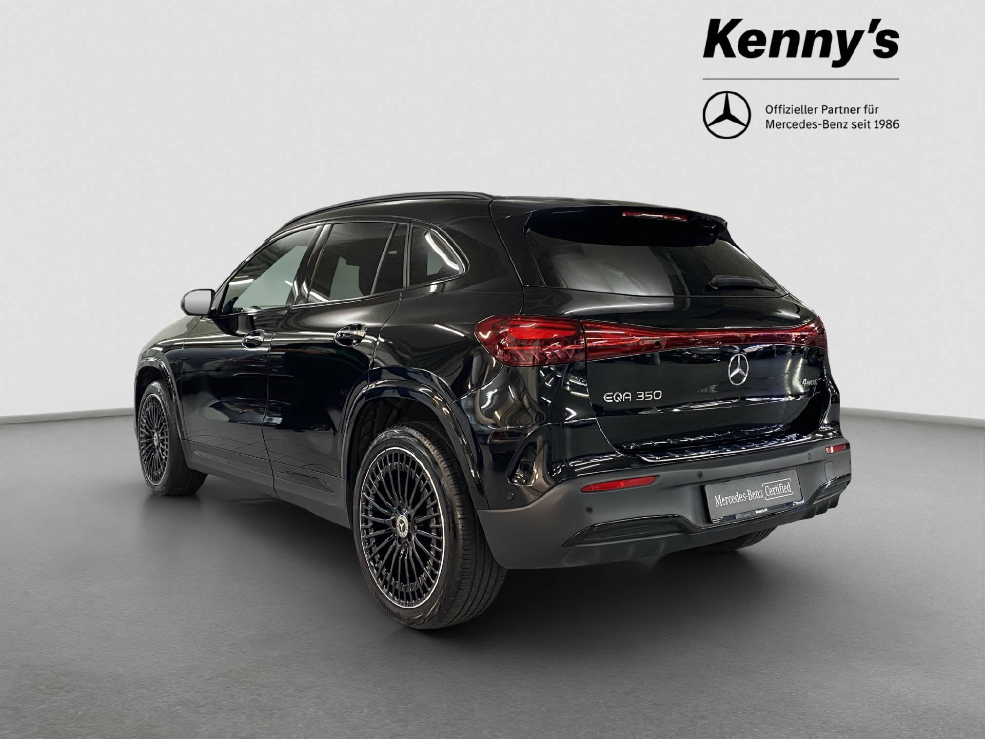 MERCEDES-BENZ EQA 350 Swiss Star AMG Line 4MATIC-image-4