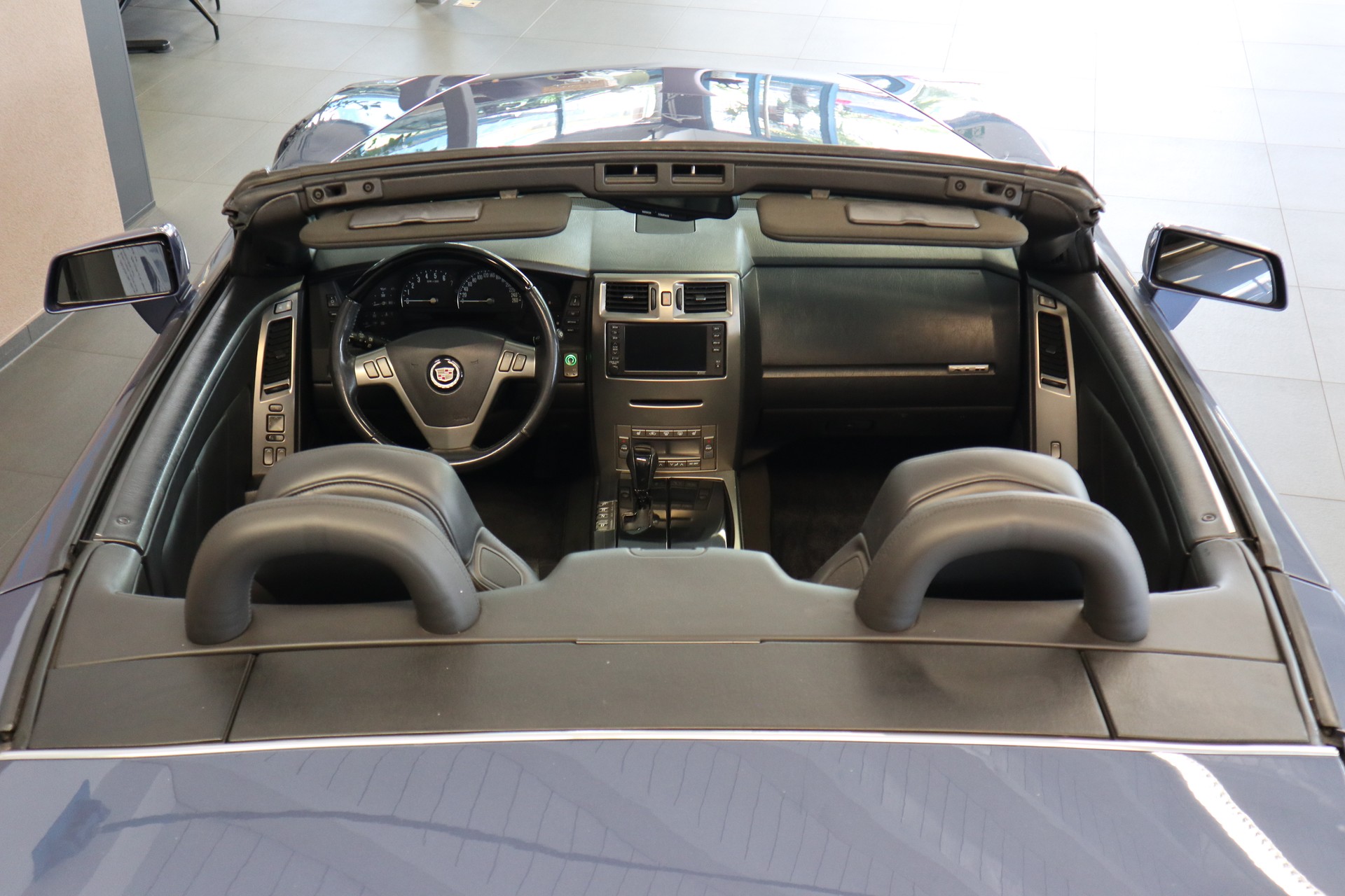 CADILLAC XLR 4.6 32V-image-11