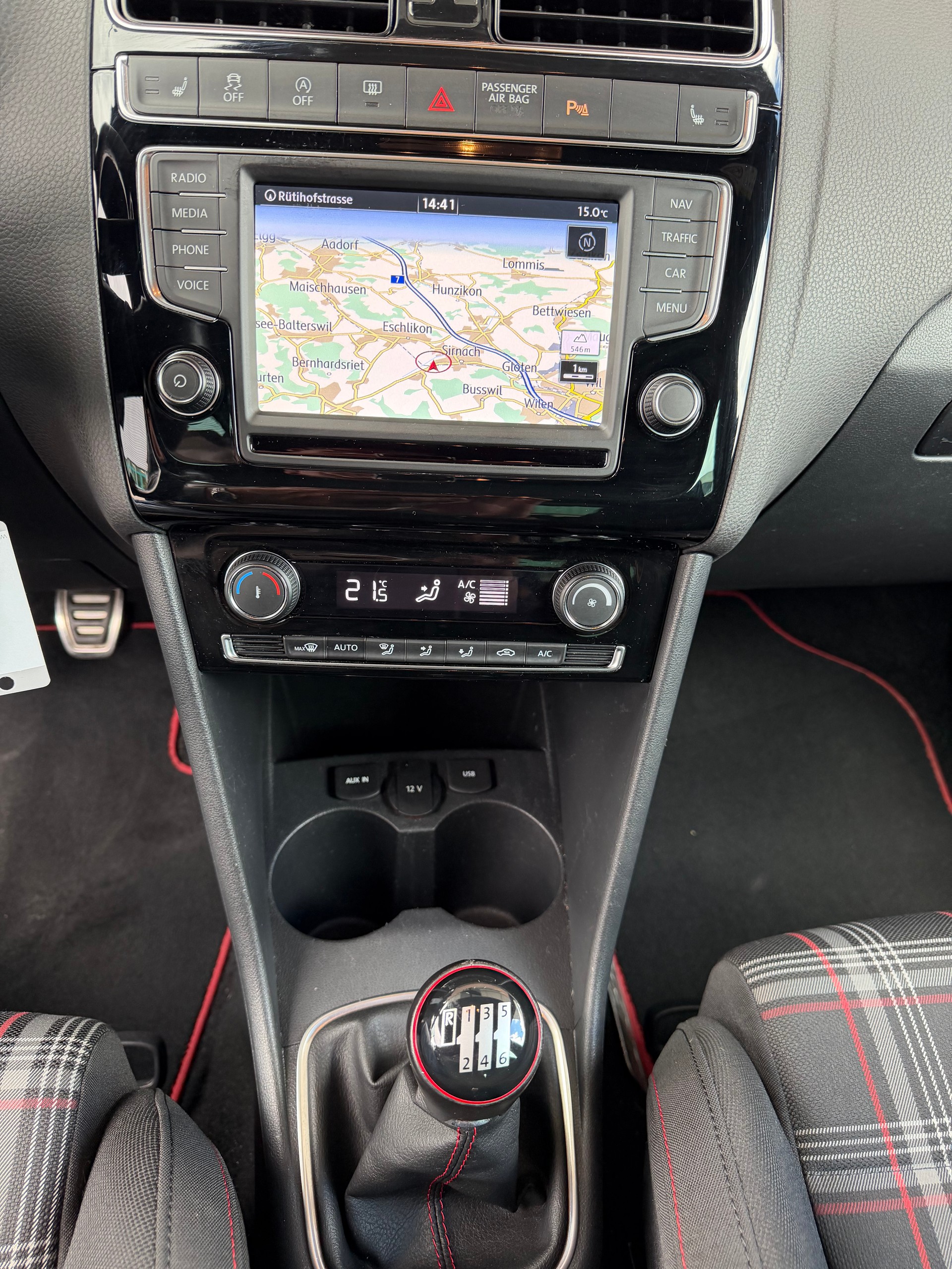 VW Polo 1.8 TSI GTI-image-10