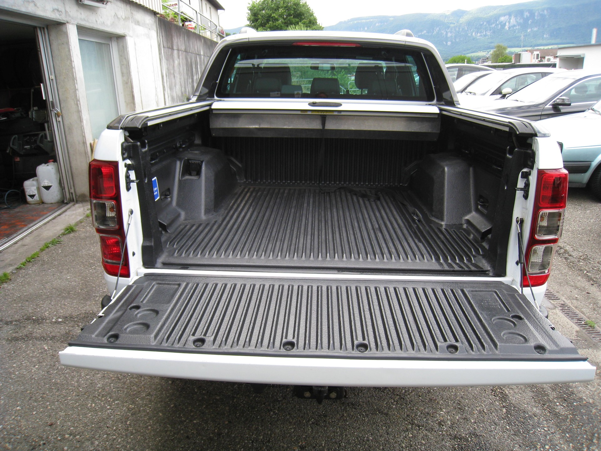 FORD Ranger Wildtrak 2.2 TDCi 4x4 A-image-10