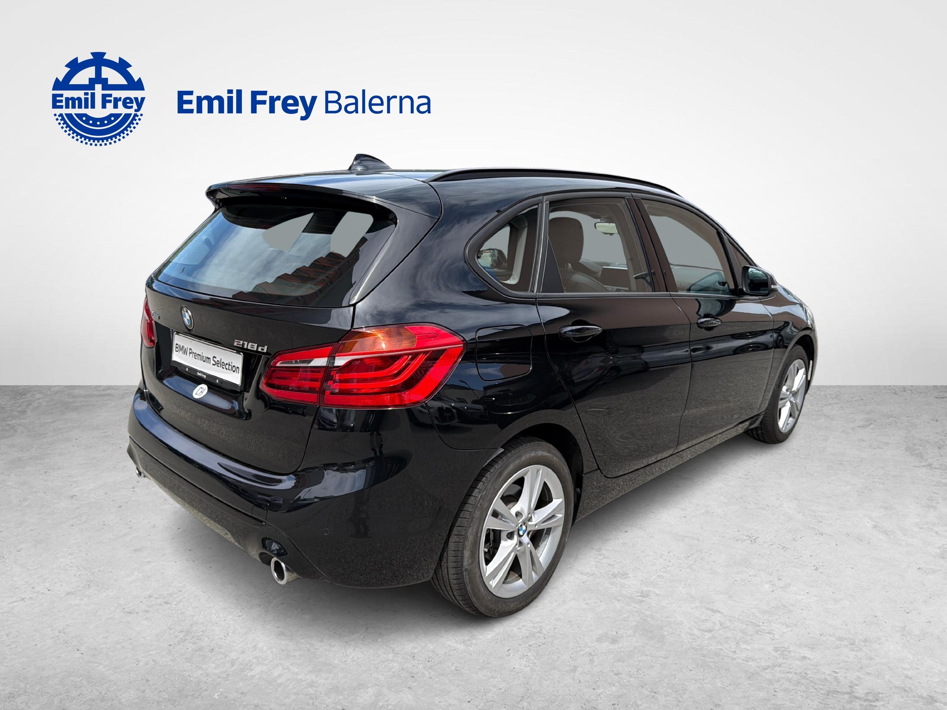 BMW 218d xDrive Active Tourer-image-4