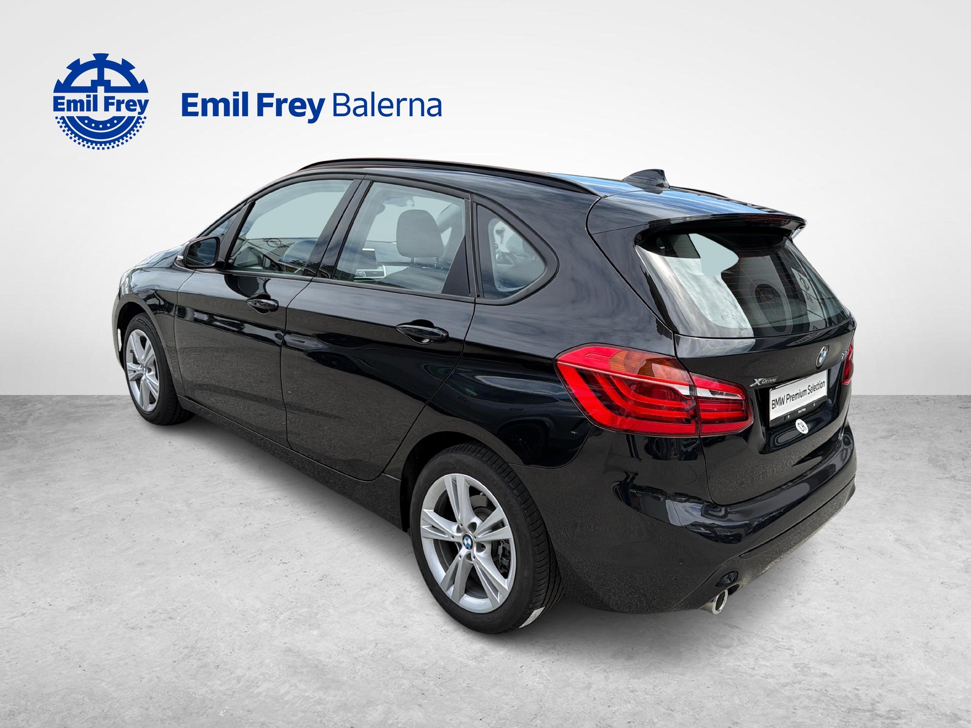 BMW 218d xDrive Active Tourer-image-2