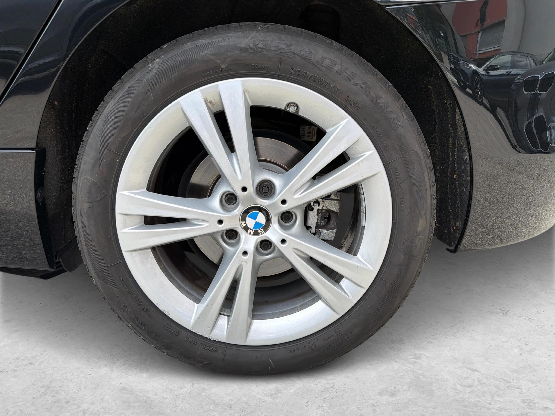 BMW 218d xDrive Active Tourer-image-8