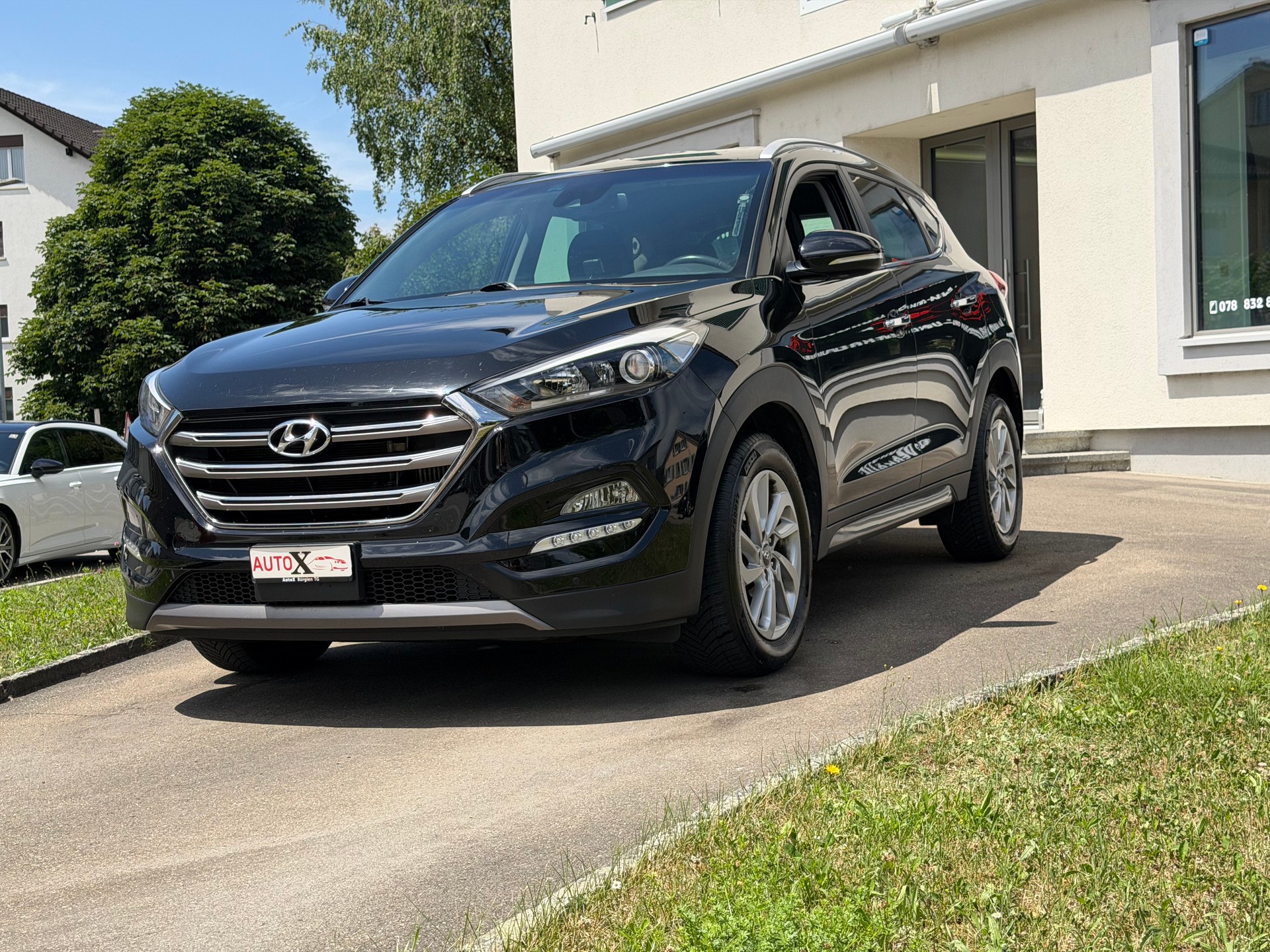 HYUNDAI Tucson 2.0 CRDI Plena 2WD-image-1