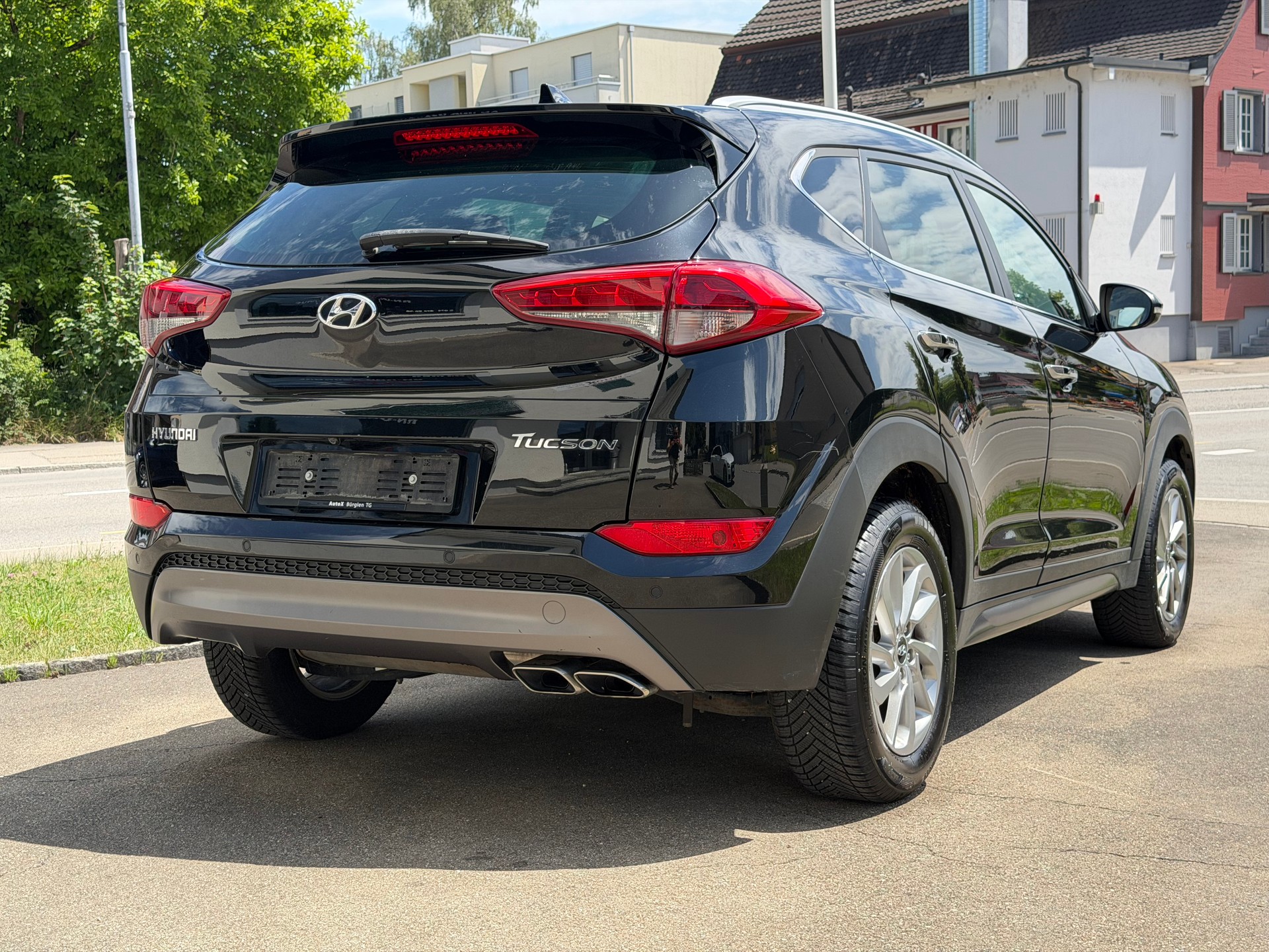 HYUNDAI Tucson 2.0 CRDI Plena 2WD-image-4