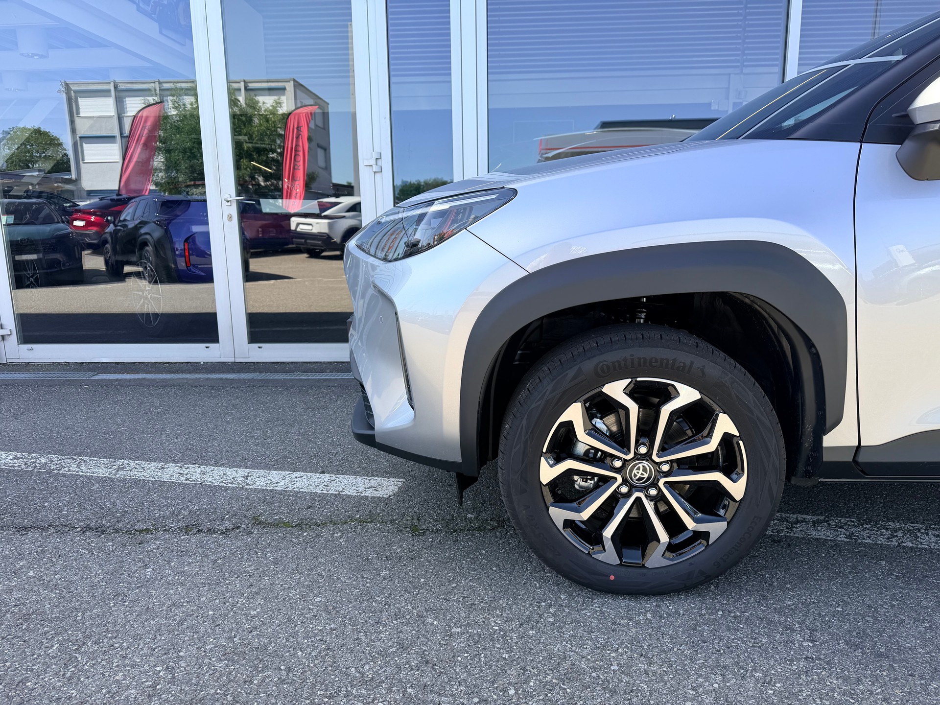 TOYOTA Yaris Cross 1.5 Trend e-CVT-image-5